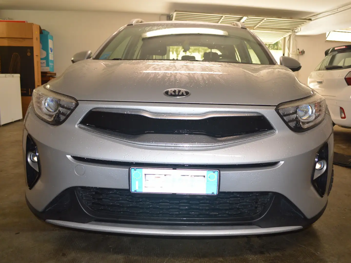 Kia Stonic plus - 2
