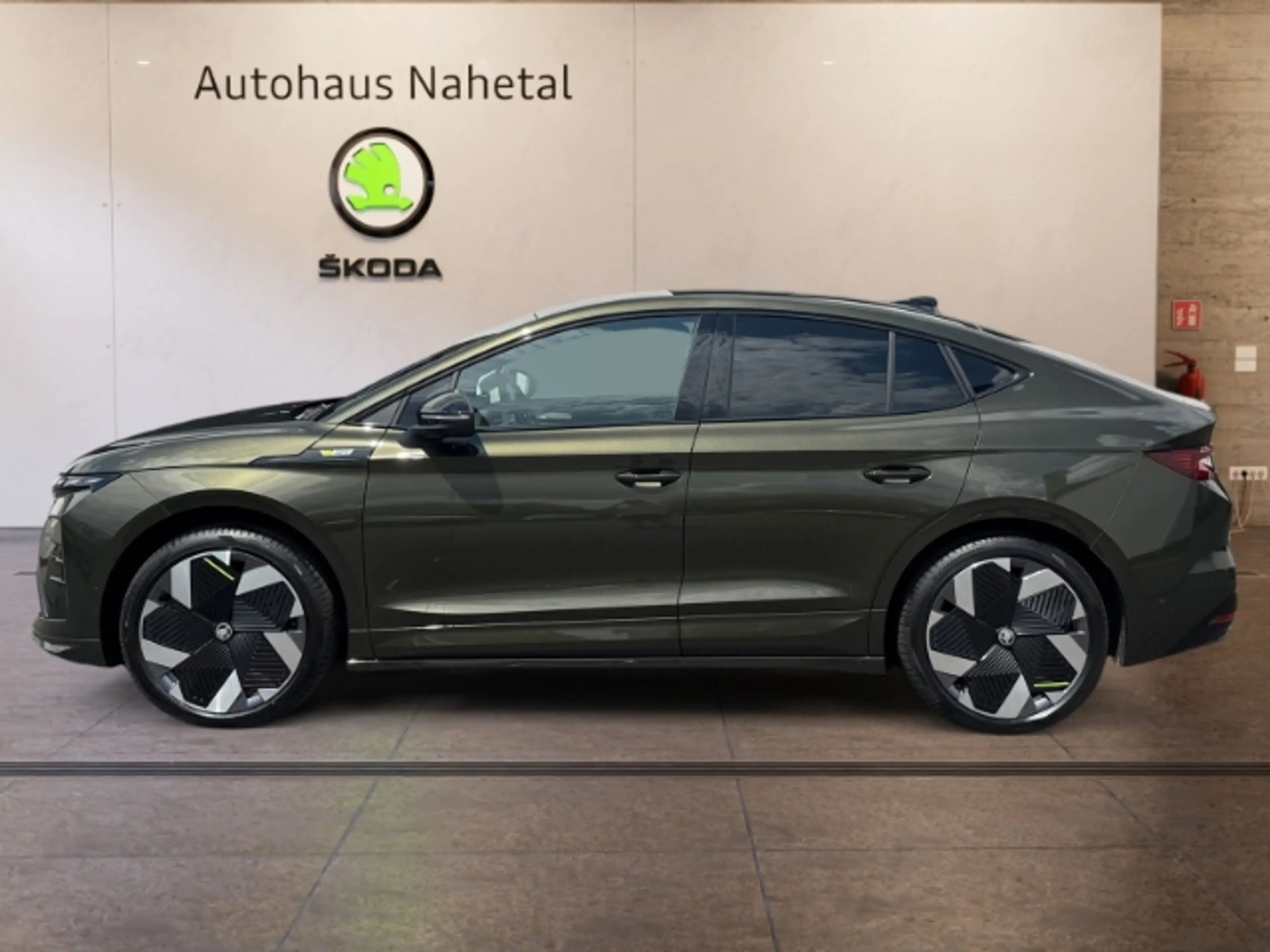 Skoda Enyaq Coupe RS MATRIX MAX NAVI AHK 21'' 360° FAHRERASSIS — photo 2