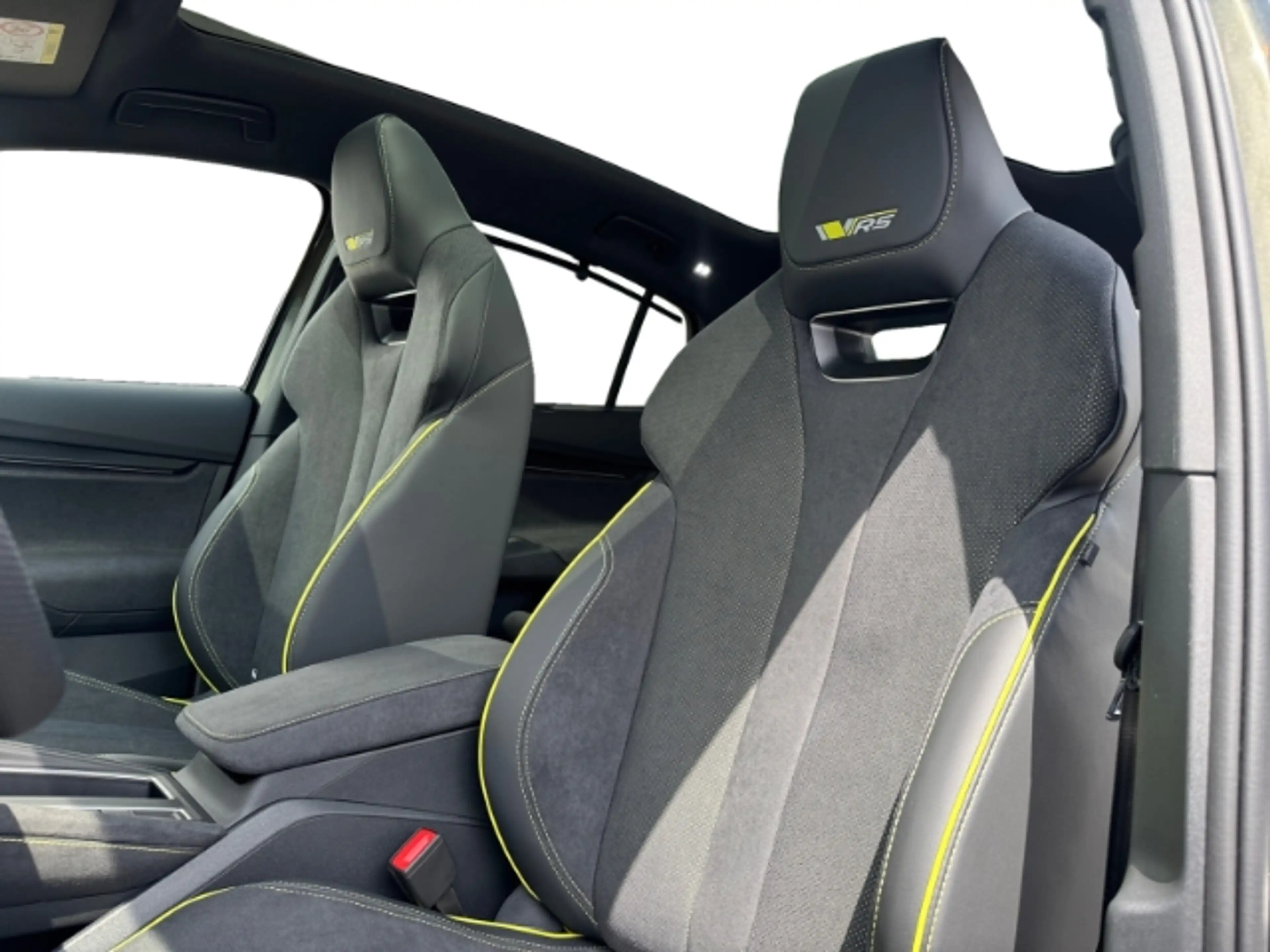 Skoda Enyaq Coupe RS MATRIX MAX NAVI AHK 21'' 360° FAHRERASSIS — photo 13