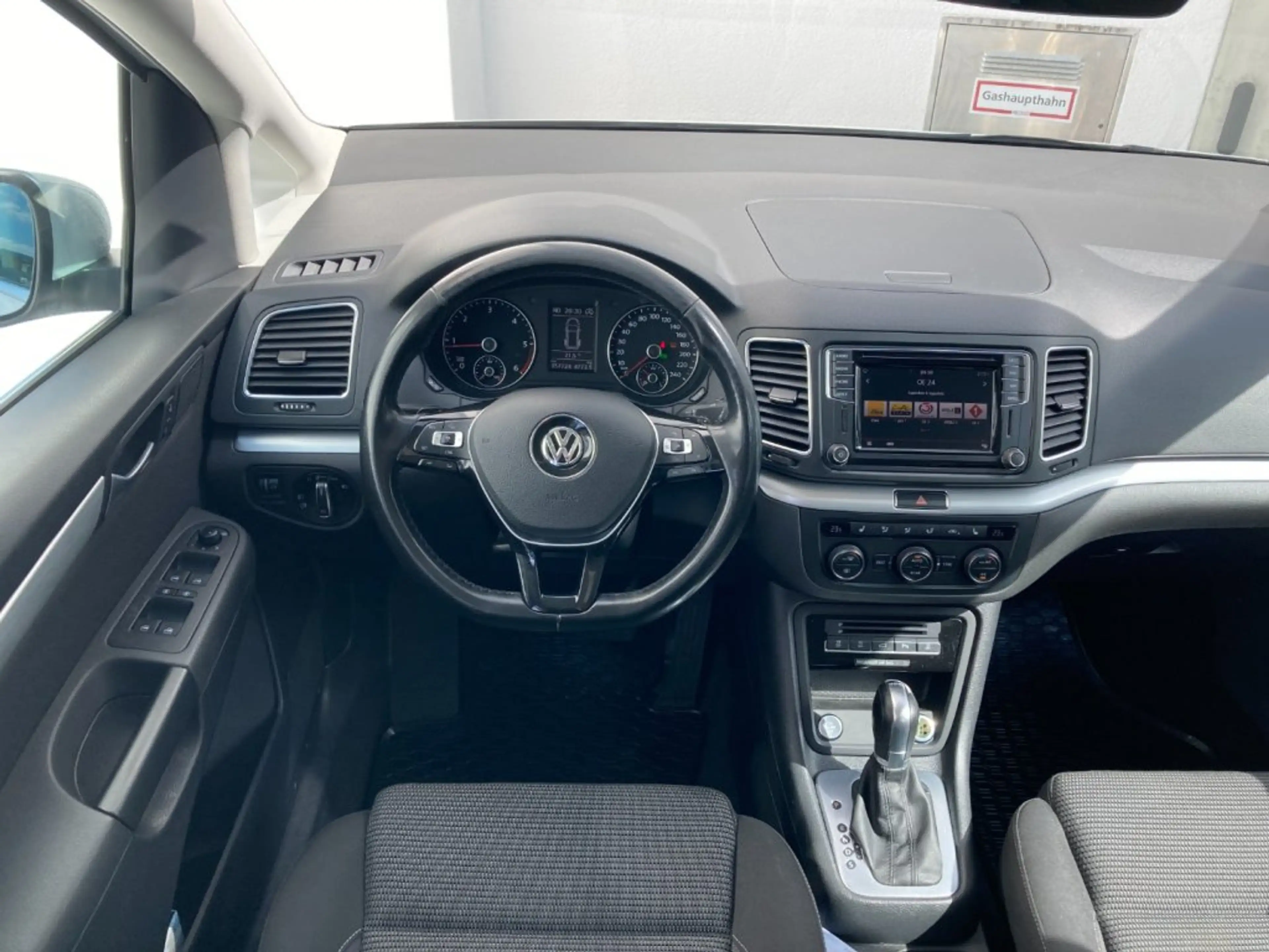 Volkswagen Sharan Business inkl. AHV — photo 7