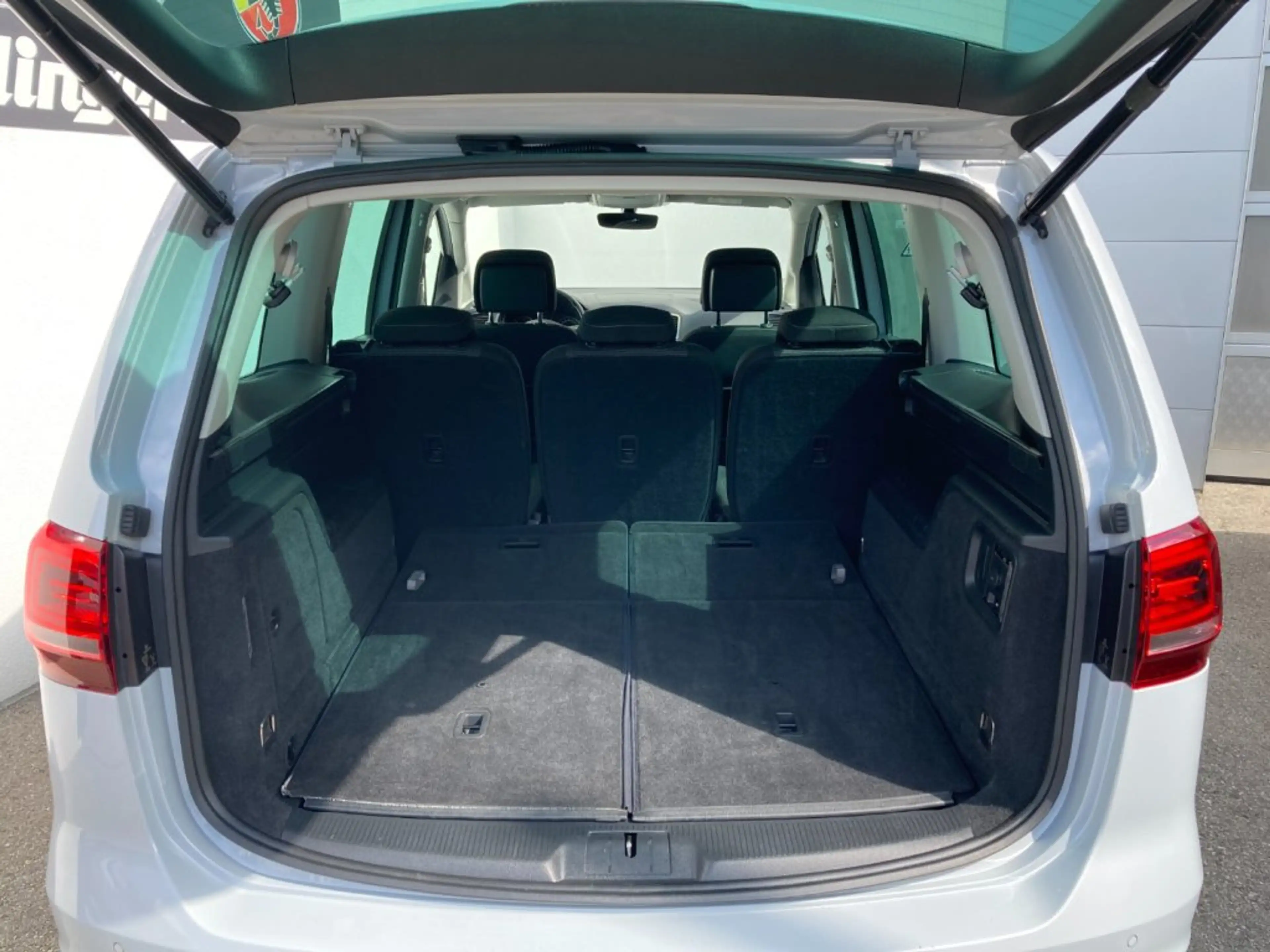 Volkswagen Sharan Business inkl. AHV — photo 6