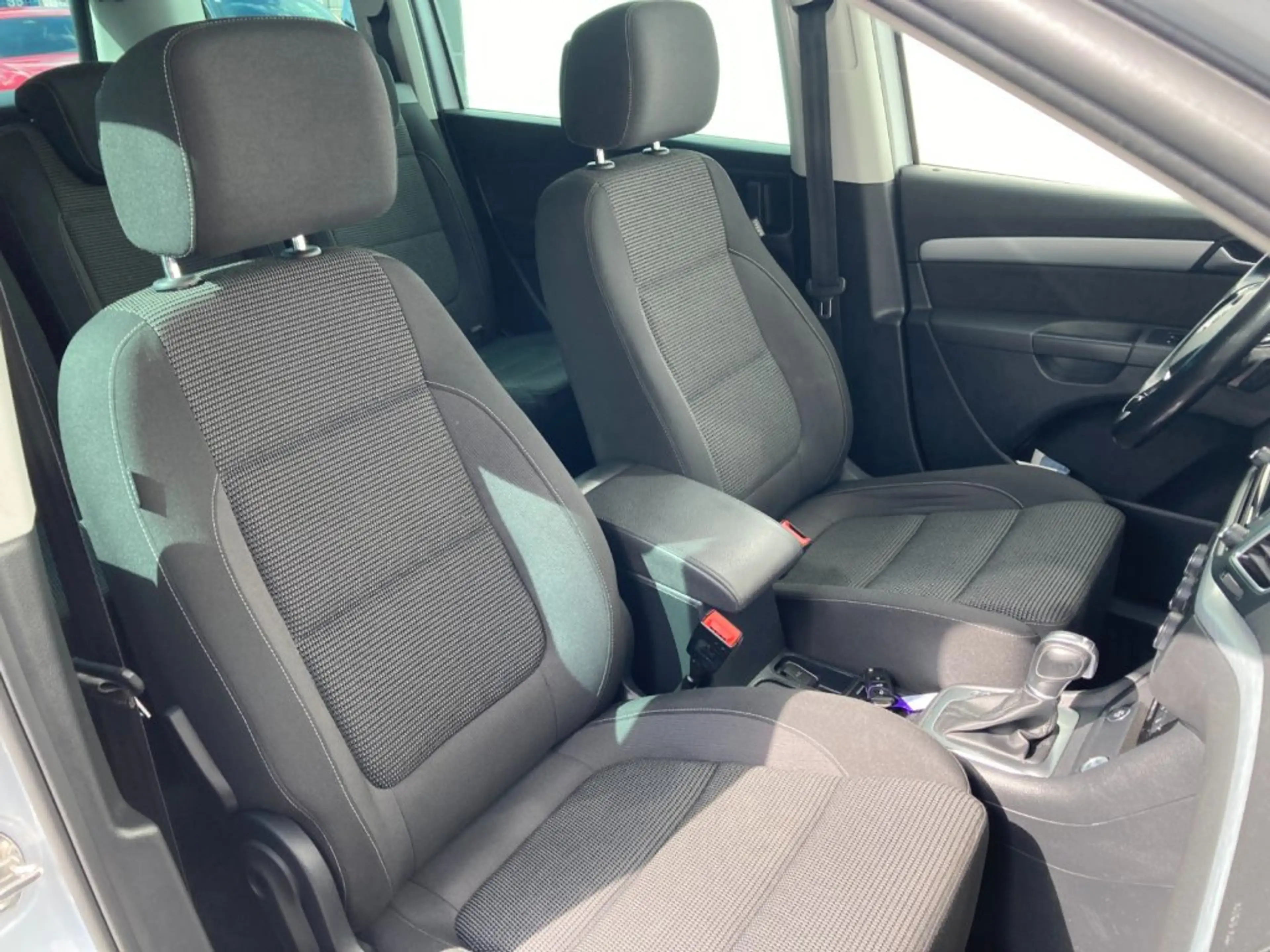 Volkswagen Sharan Business inkl. AHV — photo 4
