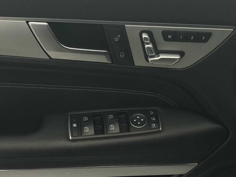 Mercedes-Benz E 350 d Coupe AMG-Line, LED, Standh., Pano, 360° — photo 11