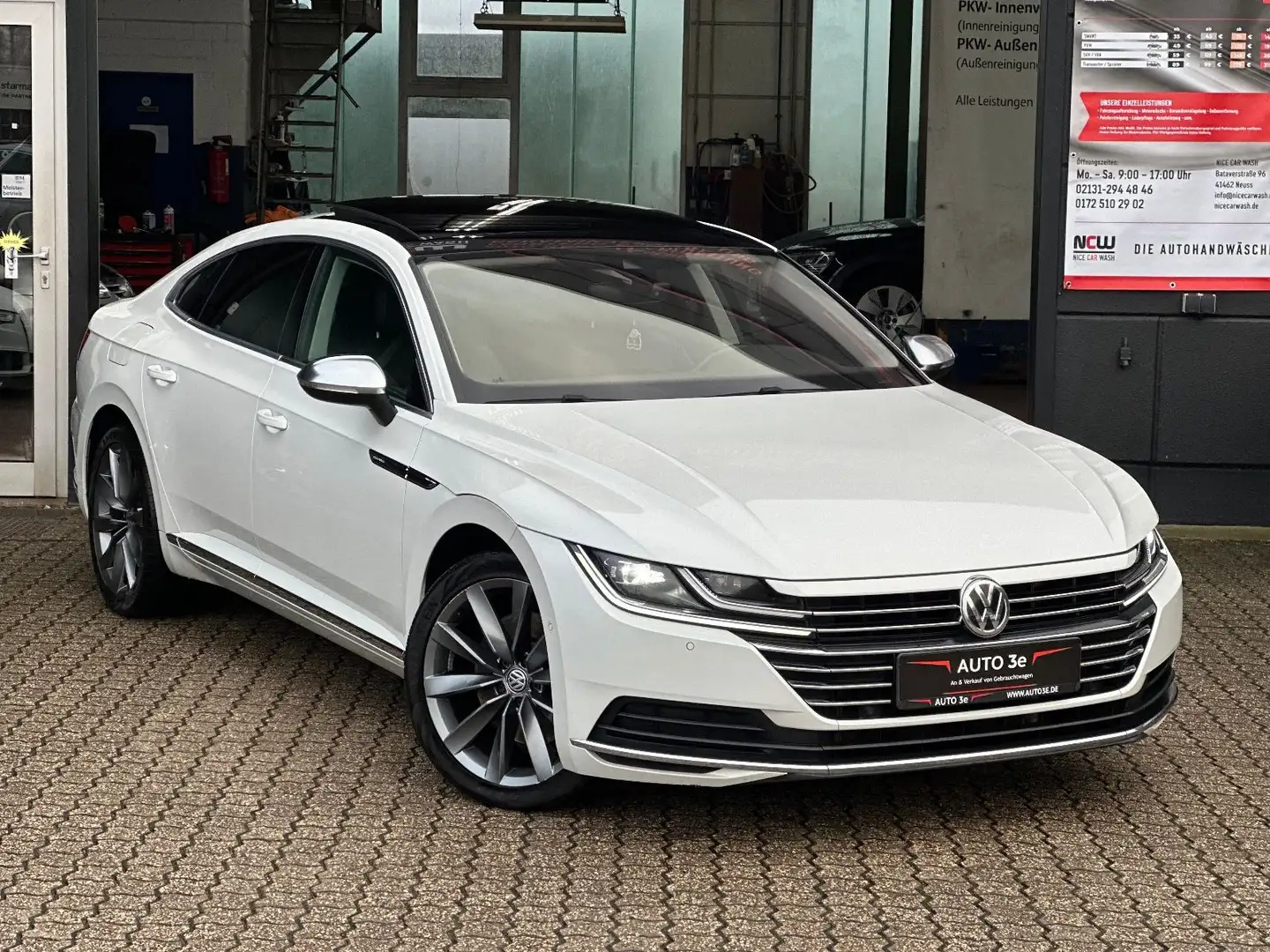 Volkswagen Arteon 2,0 TSI Elegance 4Motion Panorama Virtual Alb - 1
