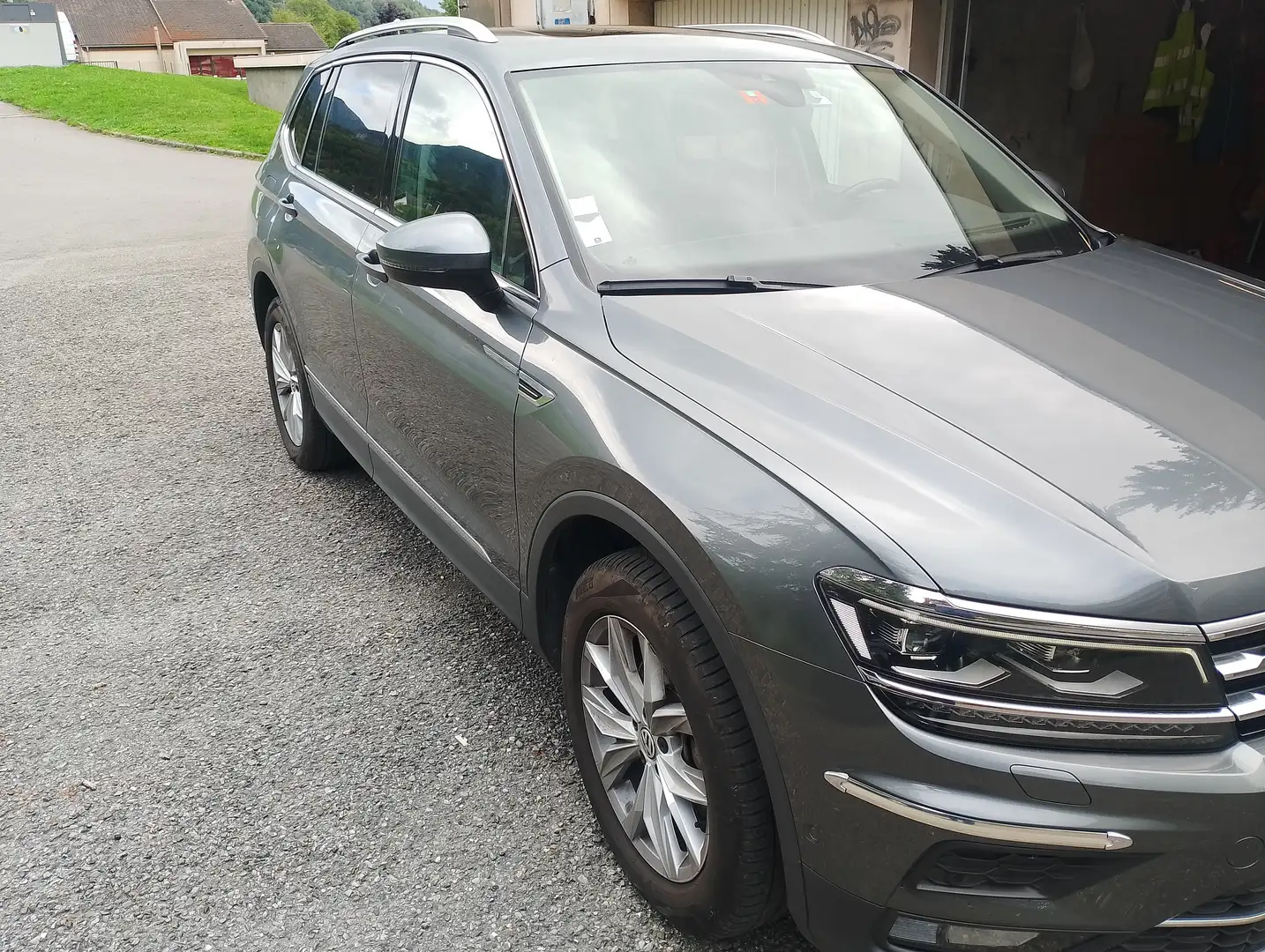 Volkswagen Tiguan Allspace Carat exclusive Gris - 1
