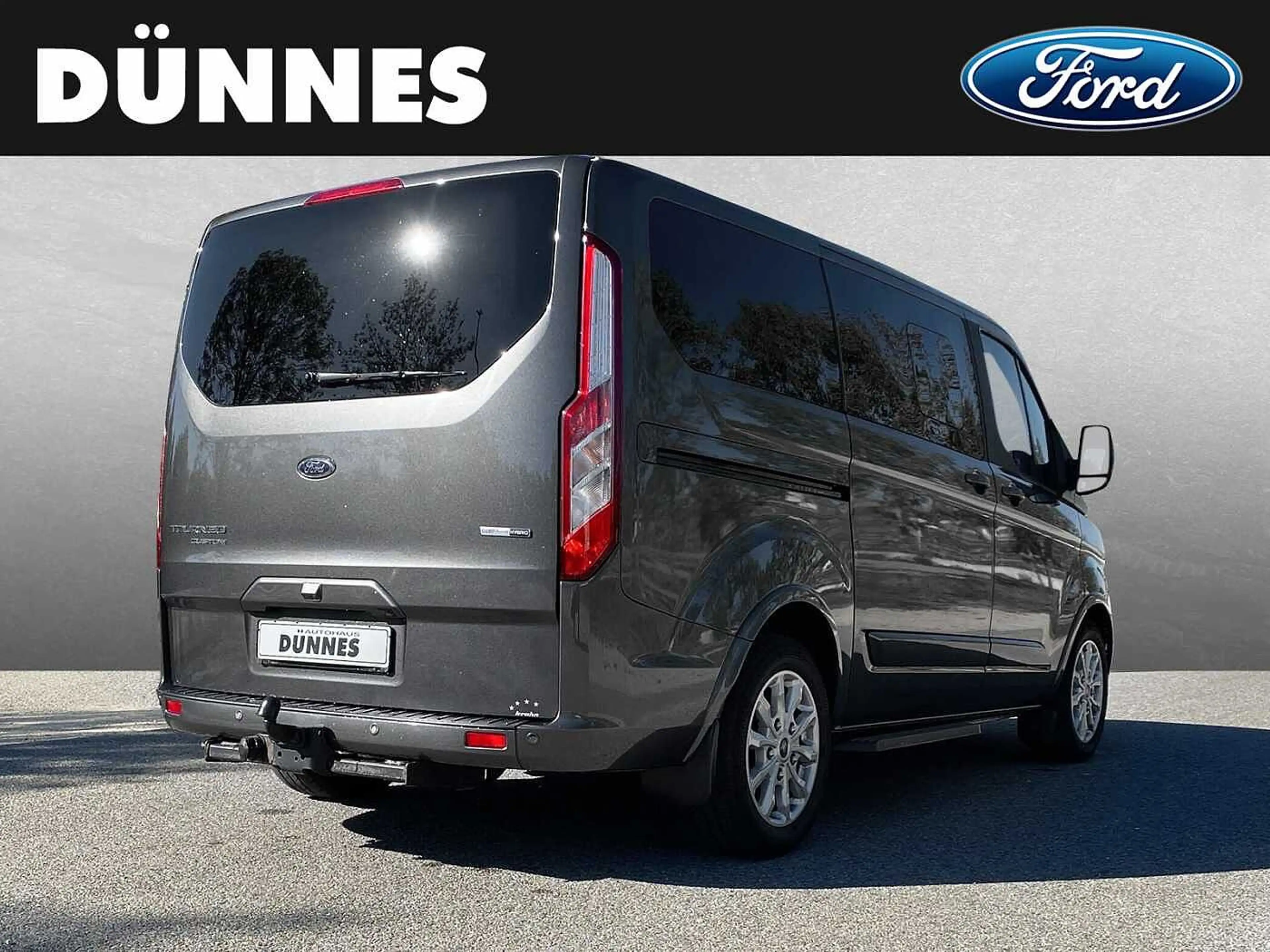Ford Tourneo Custom Titanium X 320 L1H1 8-Sitzer 2.0l Diesel — photo 2