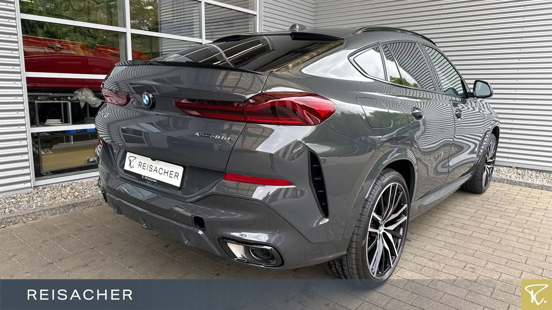 BMW X6 xDrive40d A M-Sport PRO,Pano,AHK,DAProf,Leder Grau - 2