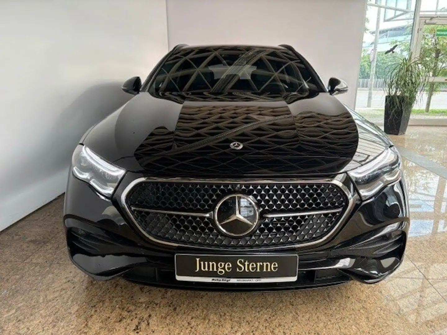 Mercedes-Benz E 300 E 300 de 4M T EQ AMG Premium/Fahrass/Pano/AHK Navi Noir - 2