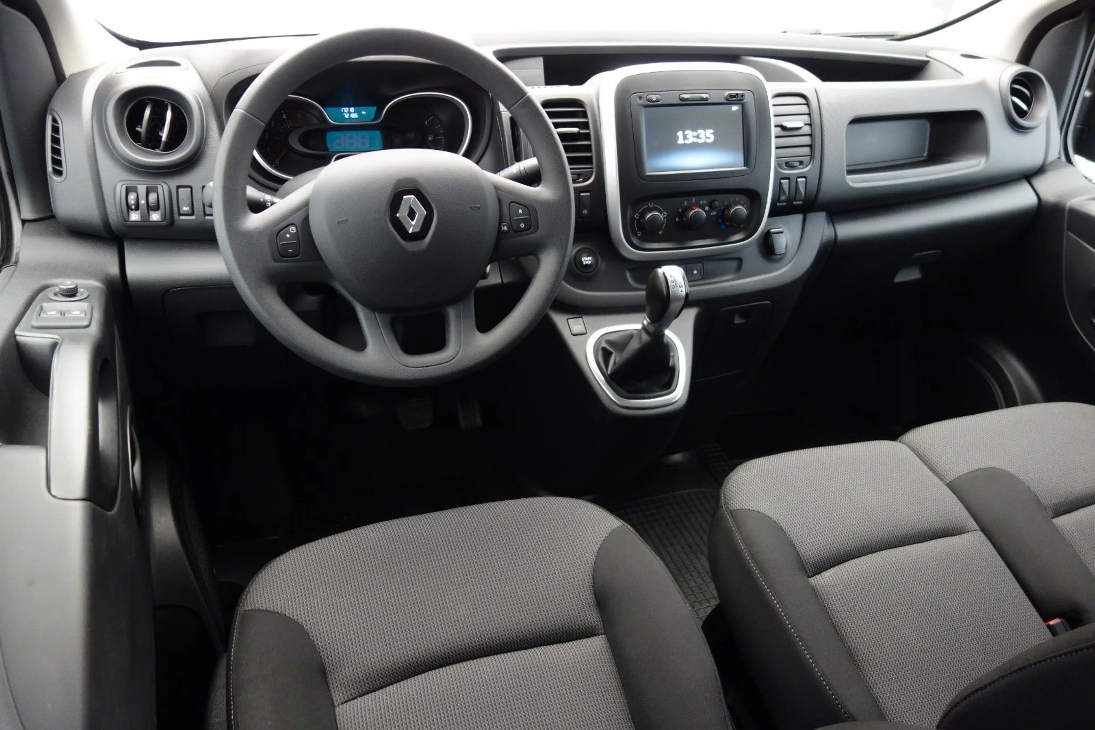 Renault Trafic Doka 3,0t Automatik *6-Sitze, 17.000km* — photo 15