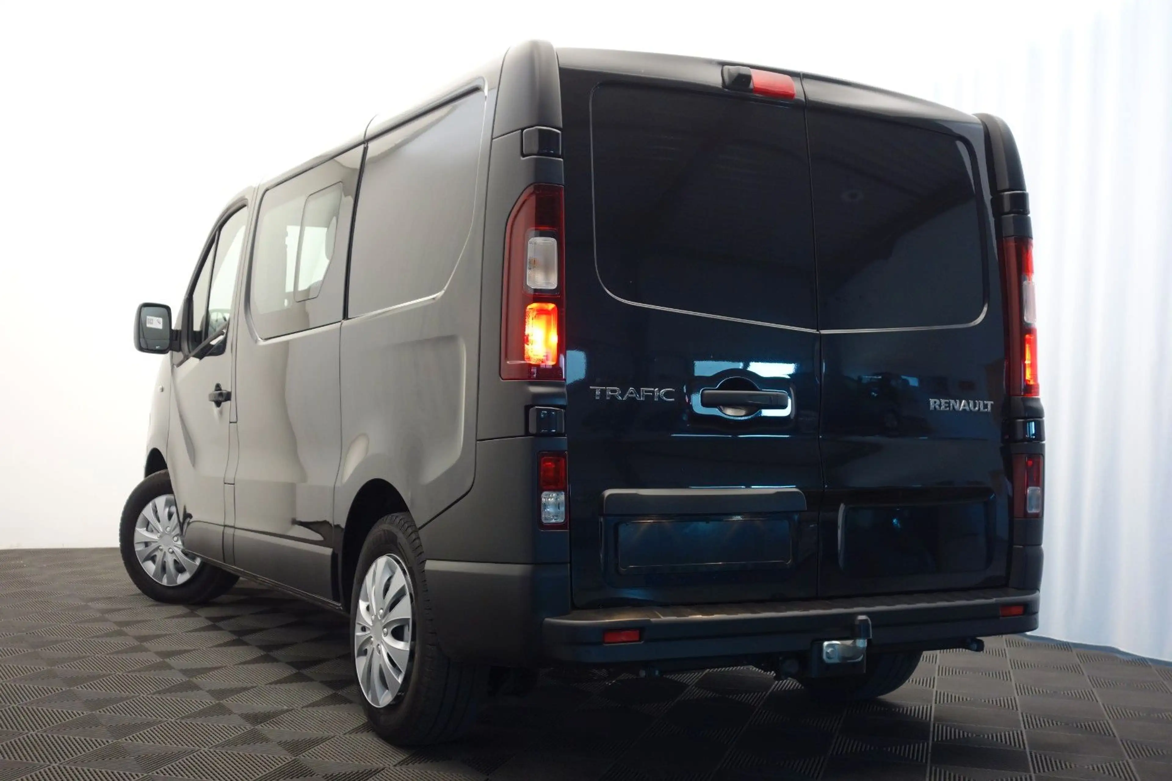 Renault Trafic Doka 3,0t Automatik *6-Sitze, 17.000km* — photo 6