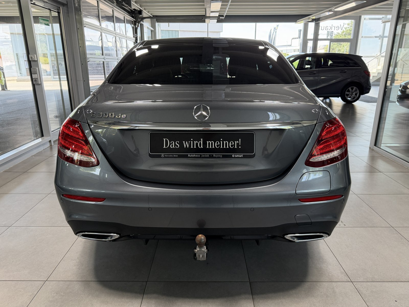 Mercedes-Benz E 300 de Limo AMG Line AHK PANODACH+LED+PDC&KAM++ — photo 7