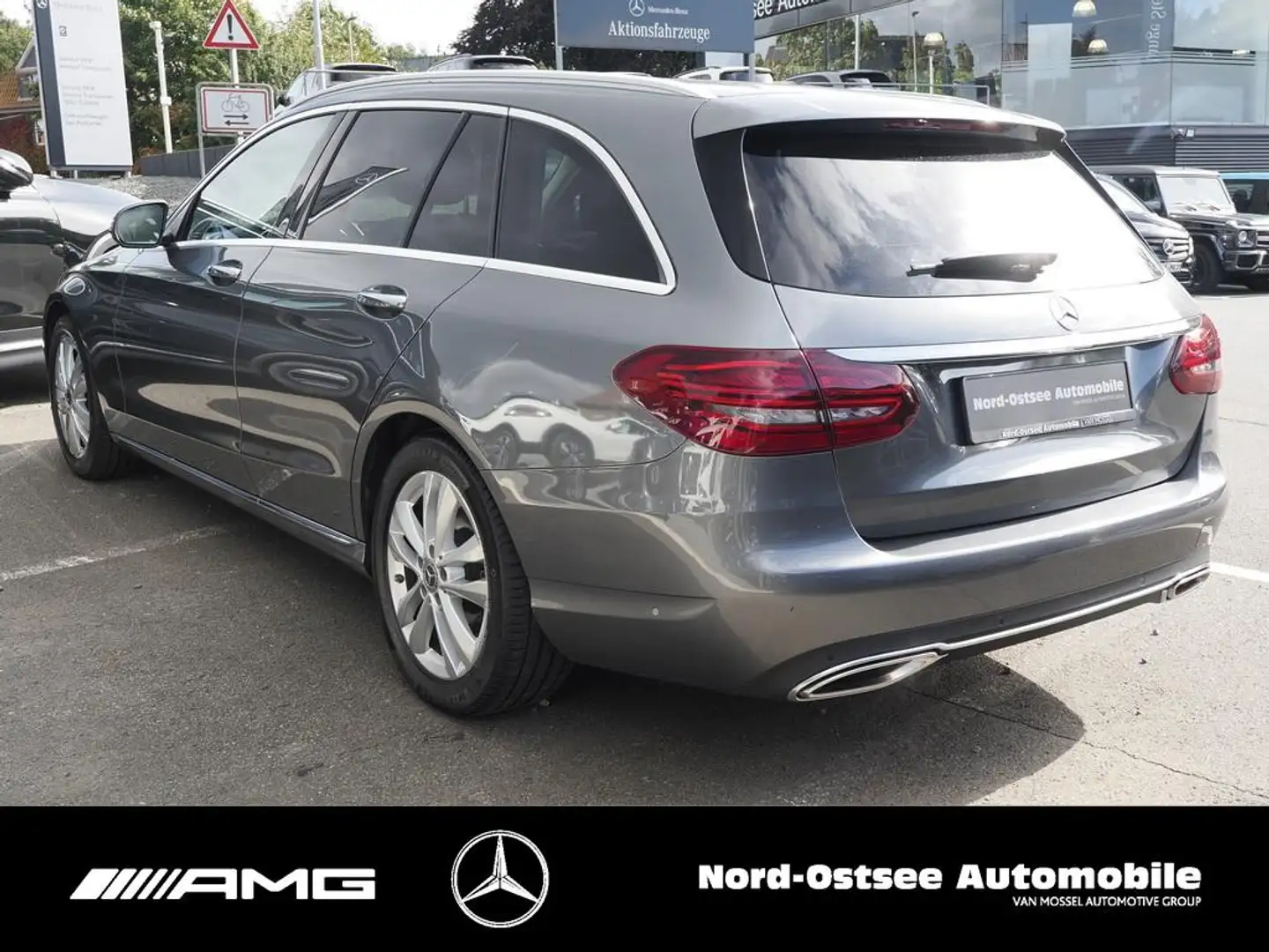 Mercedes-Benz C 200 T AVANTGARDE DISTRONIC LED KAMERA SPUR SHZ Grijs - 2