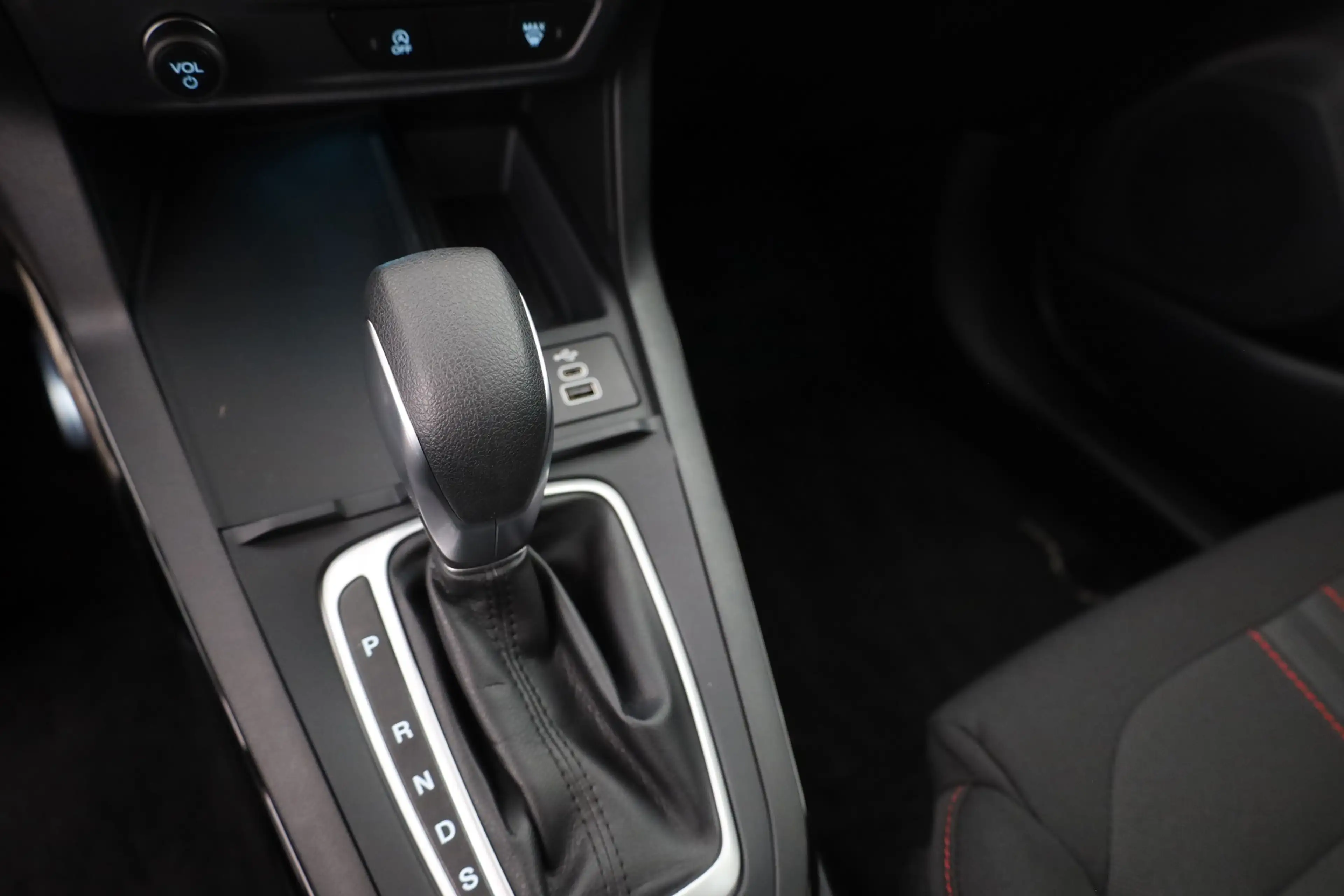 Ford Puma ST-Line 1.0 EB Aut. LED Navi Kamera — photo 13