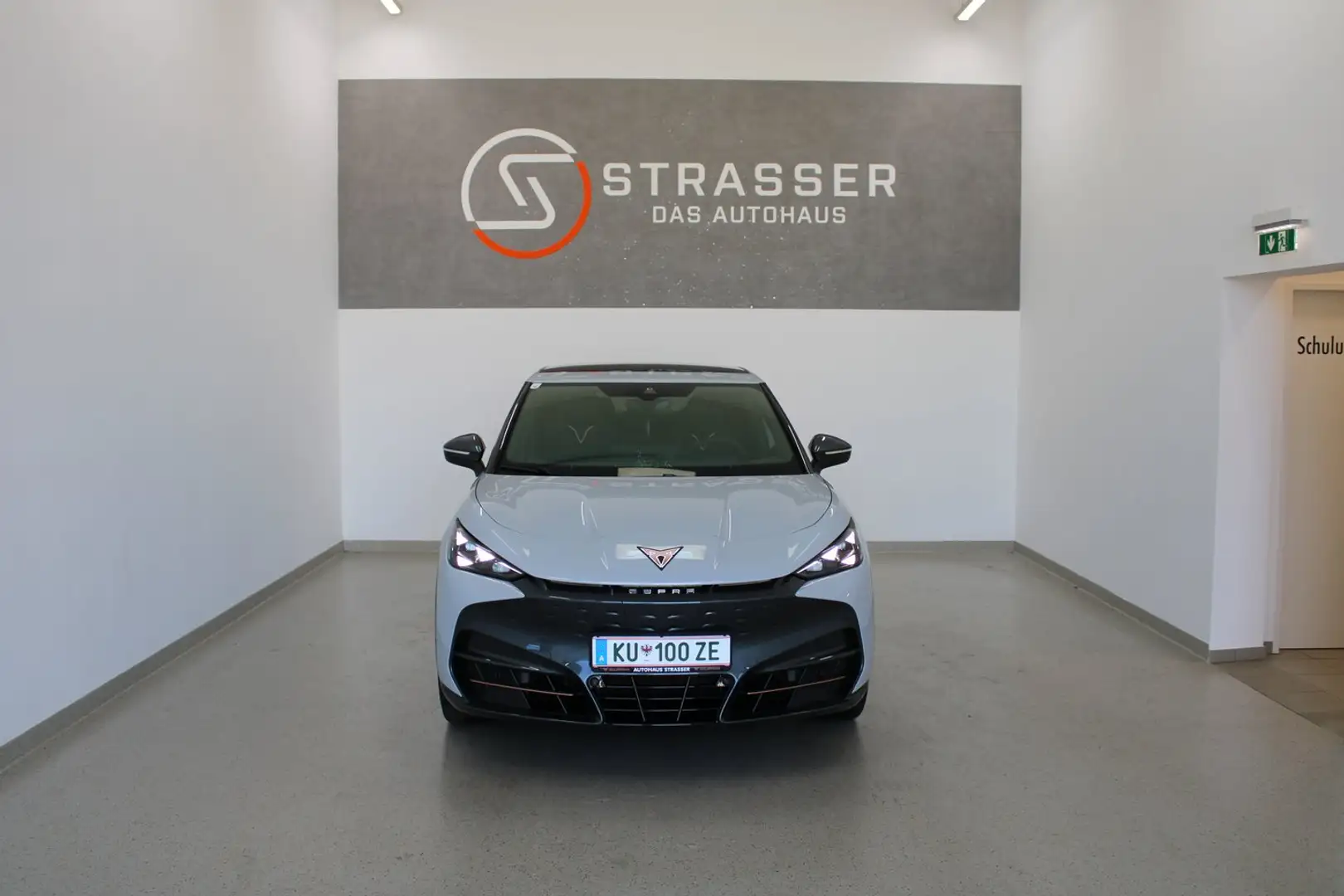 CUPRA Tavascan VZ Adrenaline 4Drive250kW/340PS Silber - 2