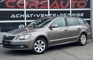 Superb SW 1.6 CR TDi NAVI ATT R CRUISE TOIT PANO