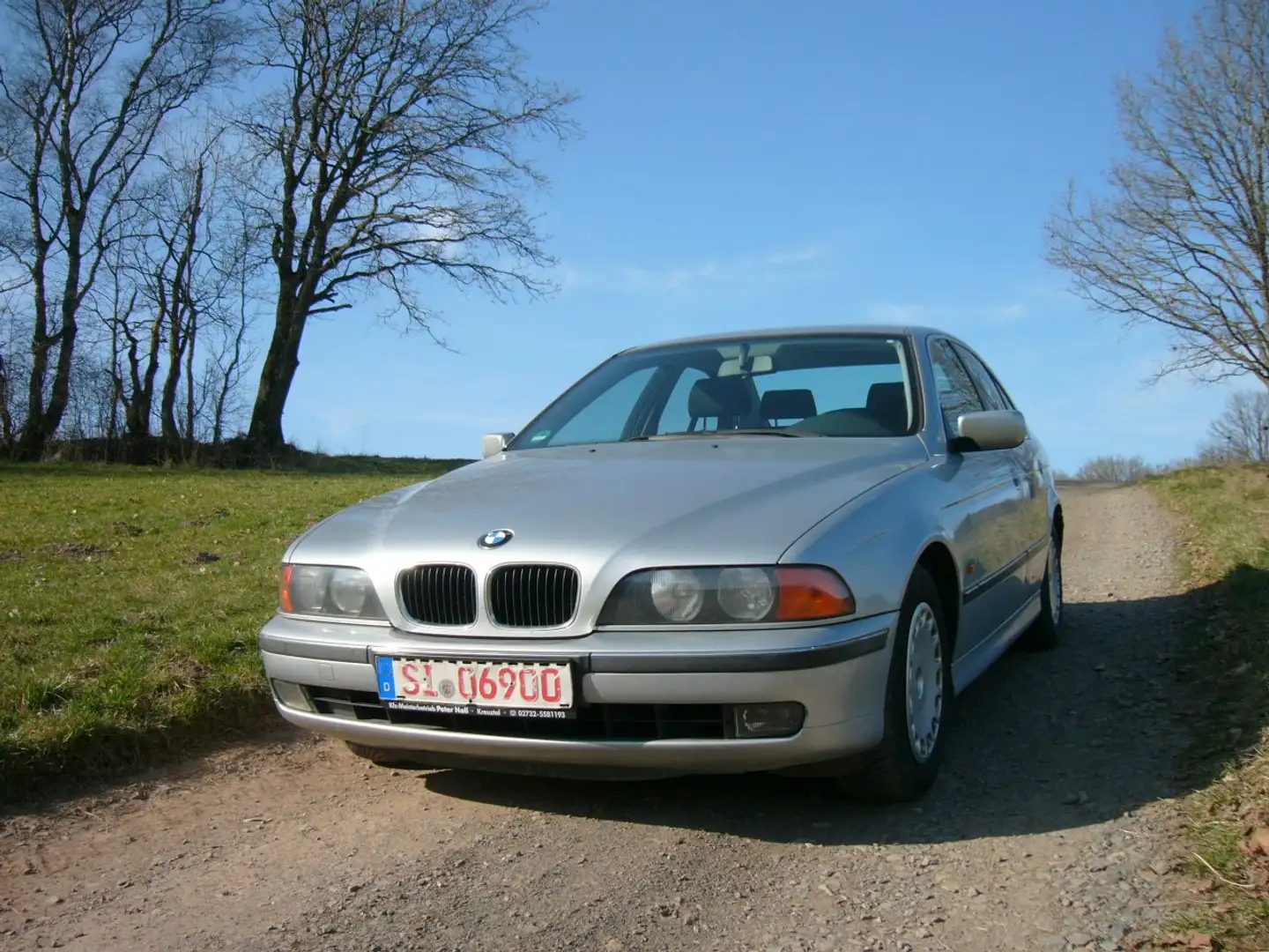 BMW 523 523i E39 - 147.500 KM - TÜV 2027 - Serviceheft srebrna - 1