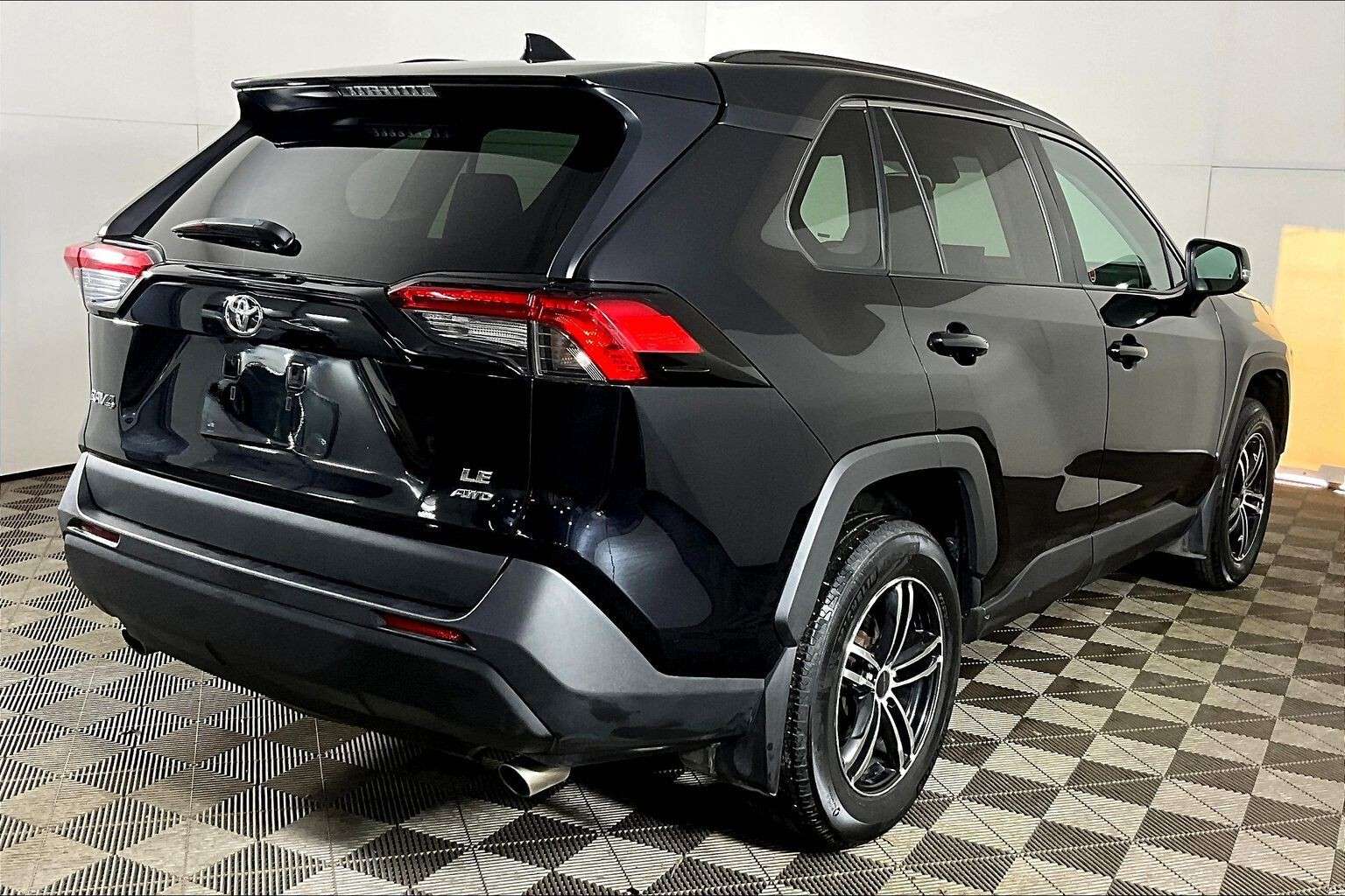 2021 Toyota RAV4 RAV4 LE AWD * BACKUP CAM PWR CARGO DR! — снимка 1