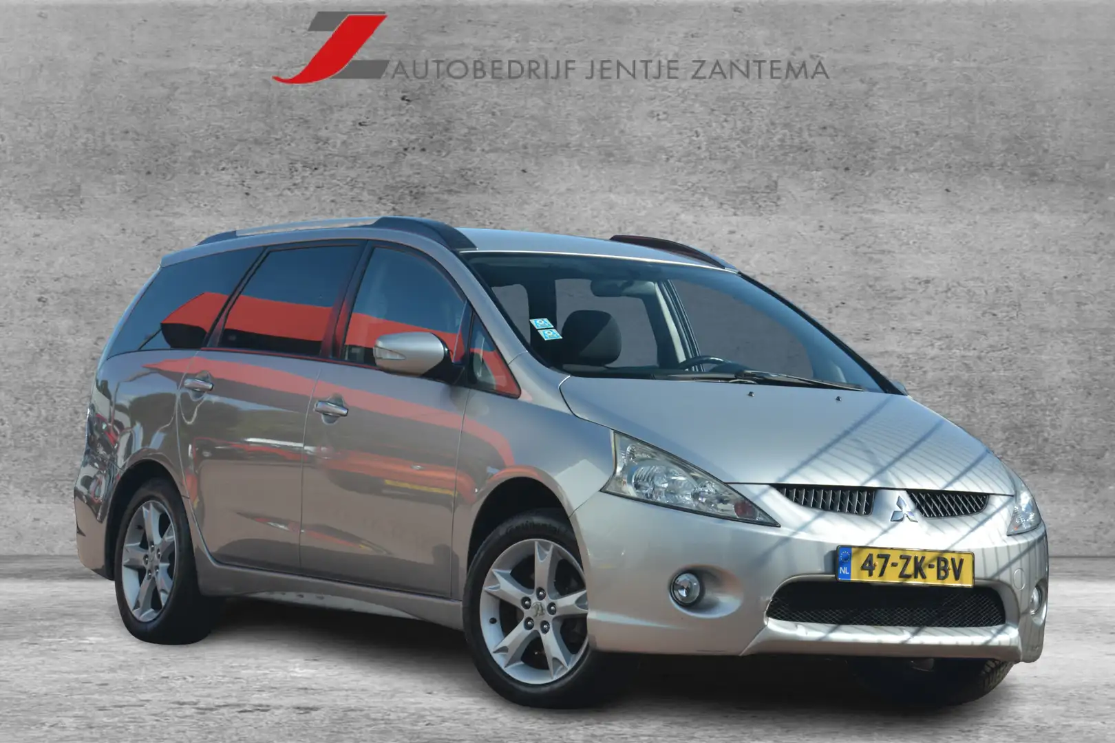 Mitsubishi Grandis 2.4-16V InSport | Navigatie | Cruise-control | Aut Grau - 1