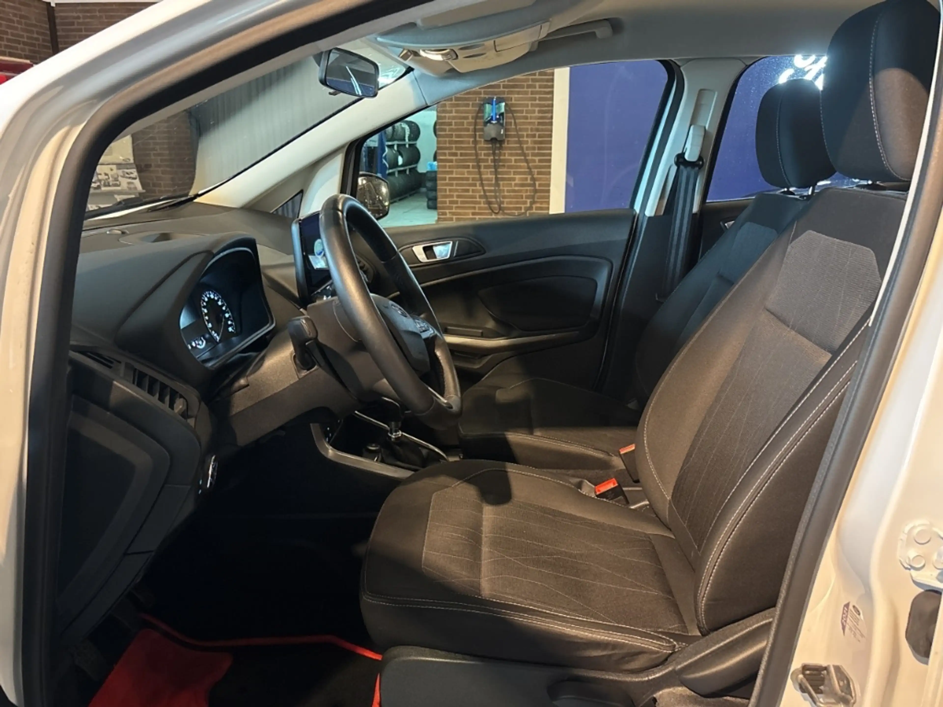 Ford EcoSport TREND COOL & SOUND-PAKET / WINTER-PAKET — photo 13