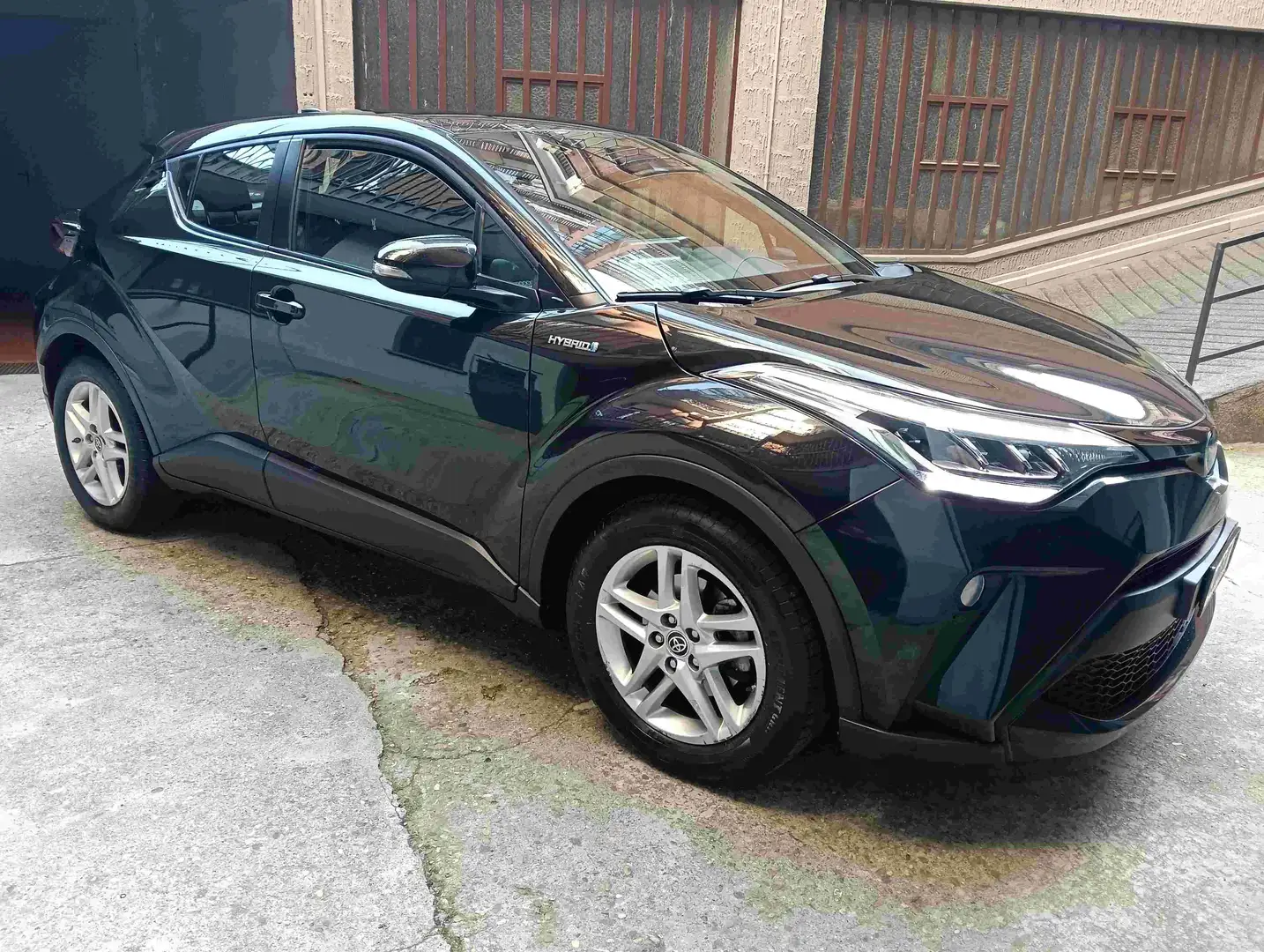 Toyota C-HR C-HR I 2020 1.8h Active e-cvt PREZZO VERO!! Gris - 1