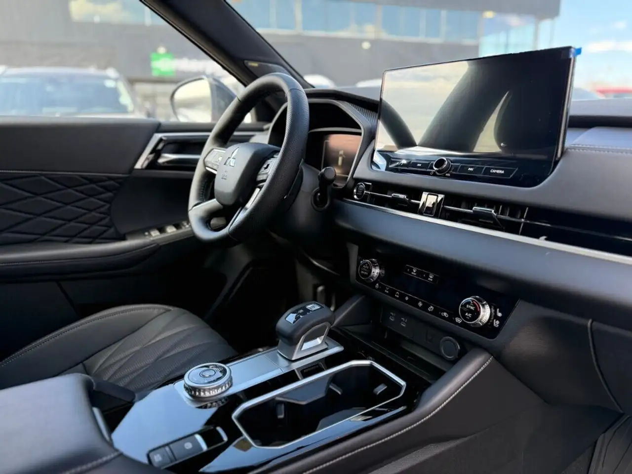 Mitsubishi Outlander fotografie Mitsubishi Outlander