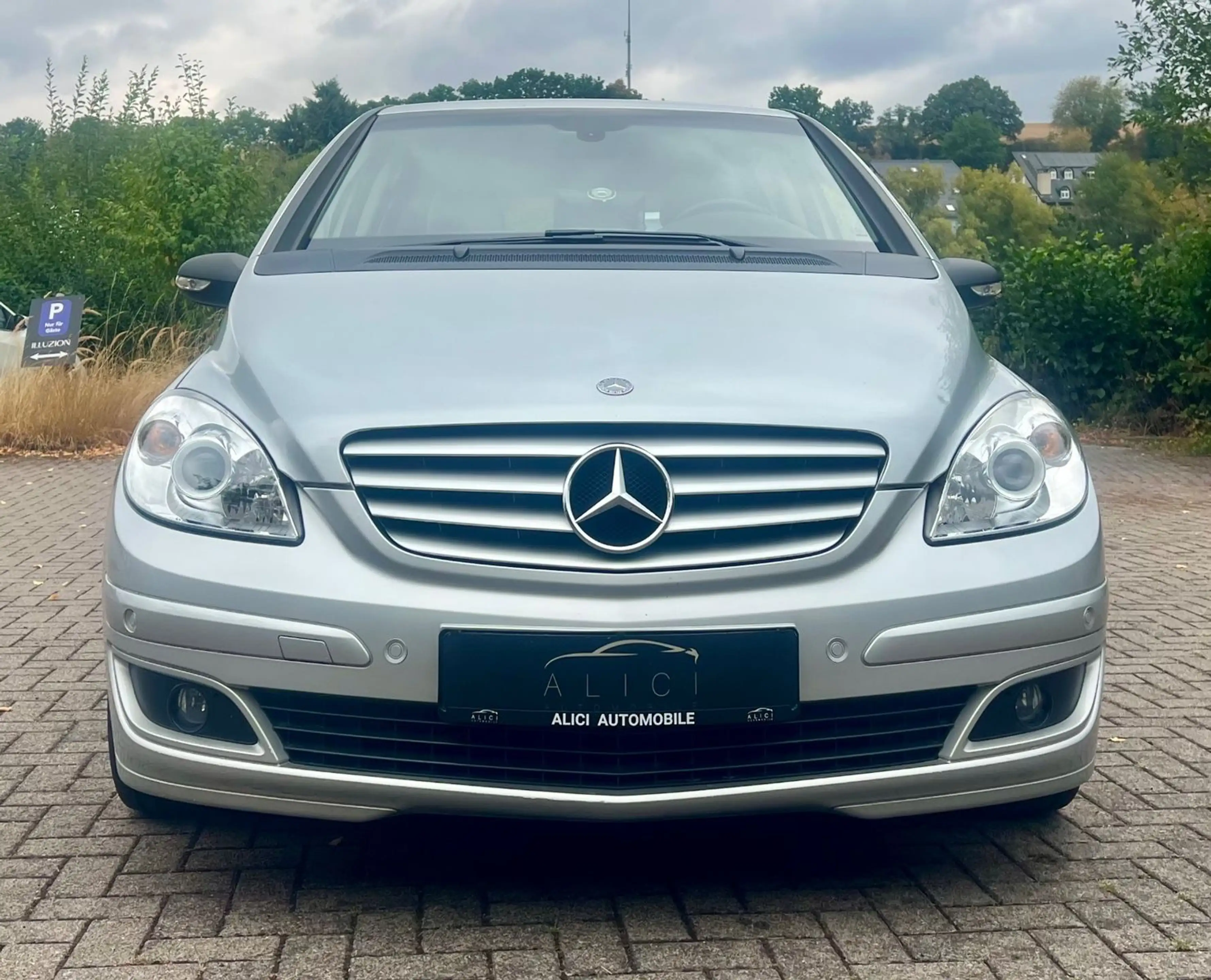 Mercedes-Benz B 200 *AppleCarpl./ SHZ/ AHK* — photo 2