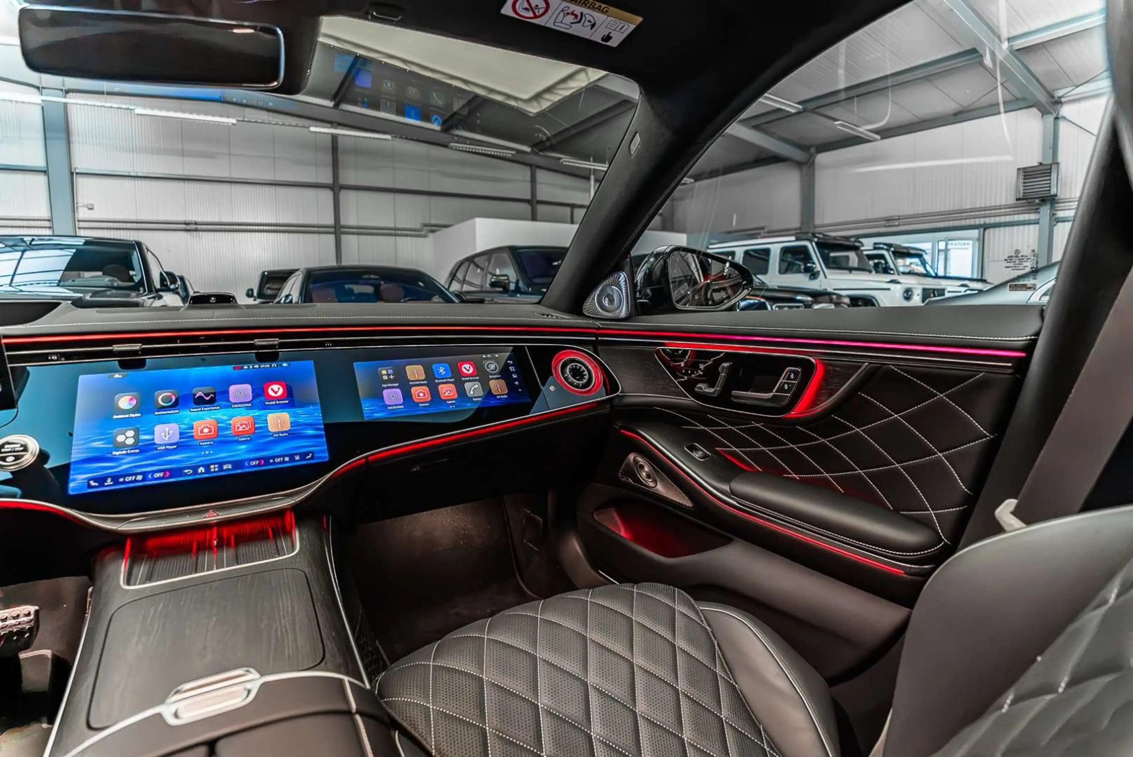Mercedes-Benz S 500 4M L AMG / Coolbox / Rear Screen / 2027 — photo 7