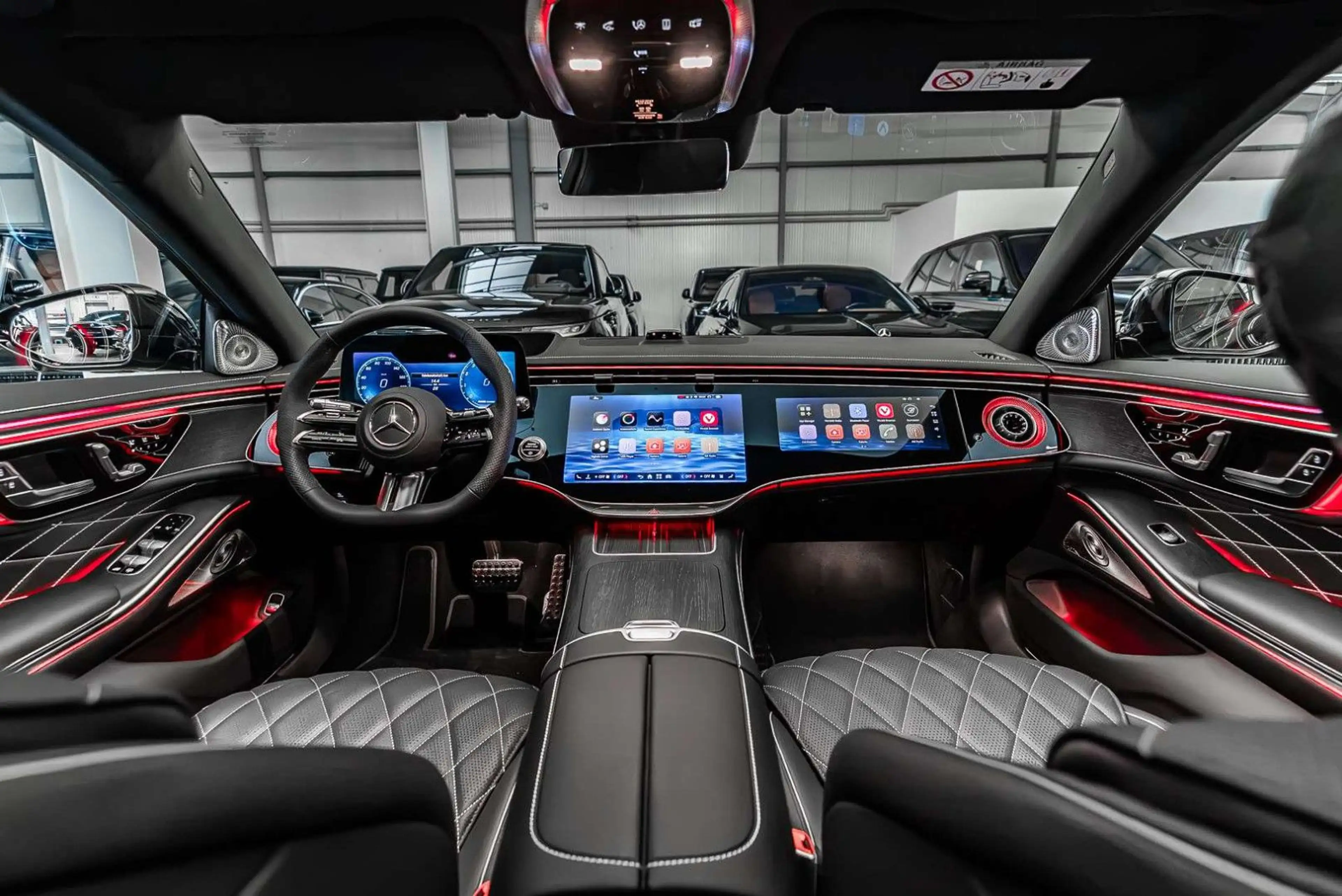 Mercedes-Benz S 500 4M L AMG / Coolbox / Rear Screen / 2027 — photo 2