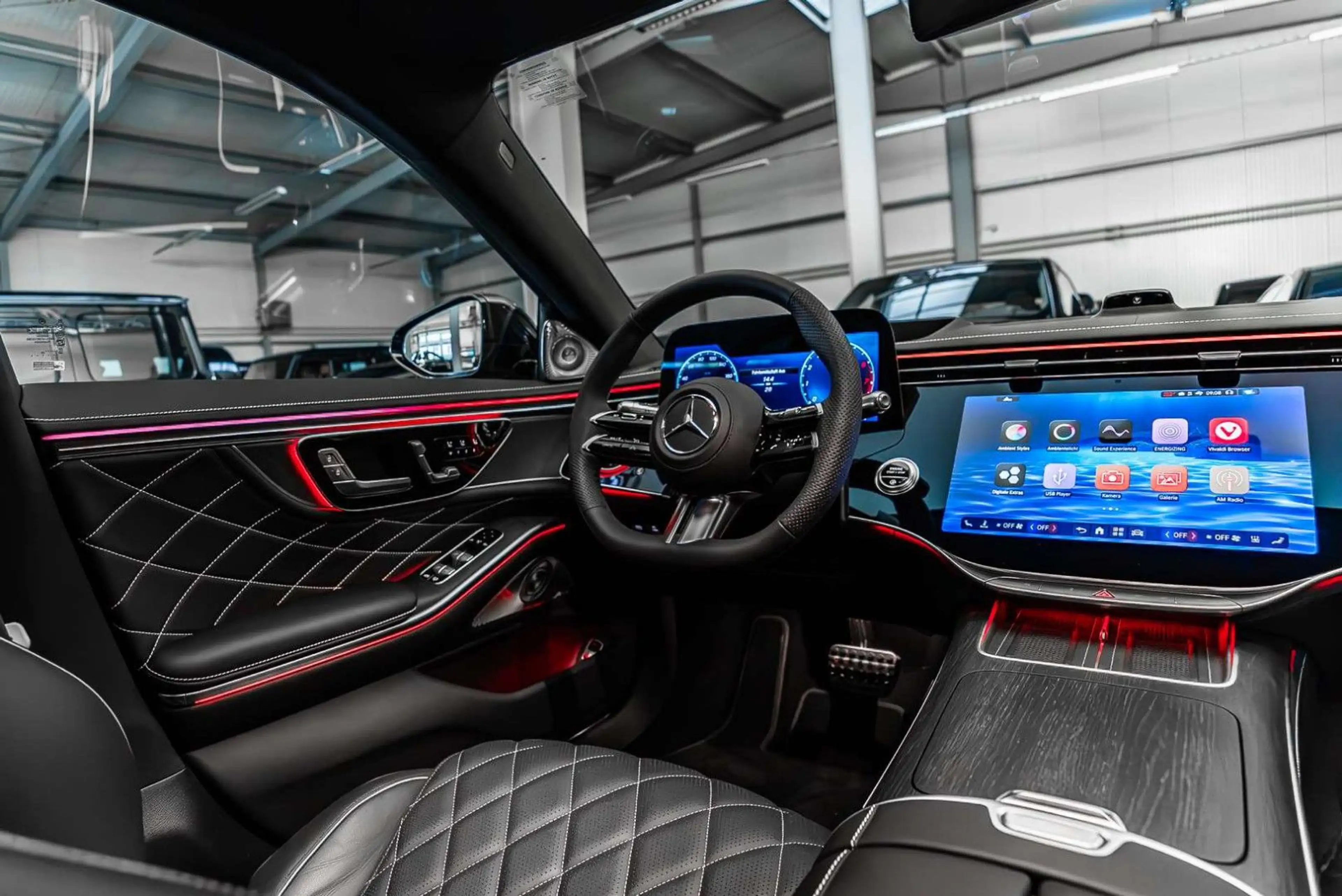 Mercedes-Benz S 500 4M L AMG / Coolbox / Rear Screen / 2027 — photo 5
