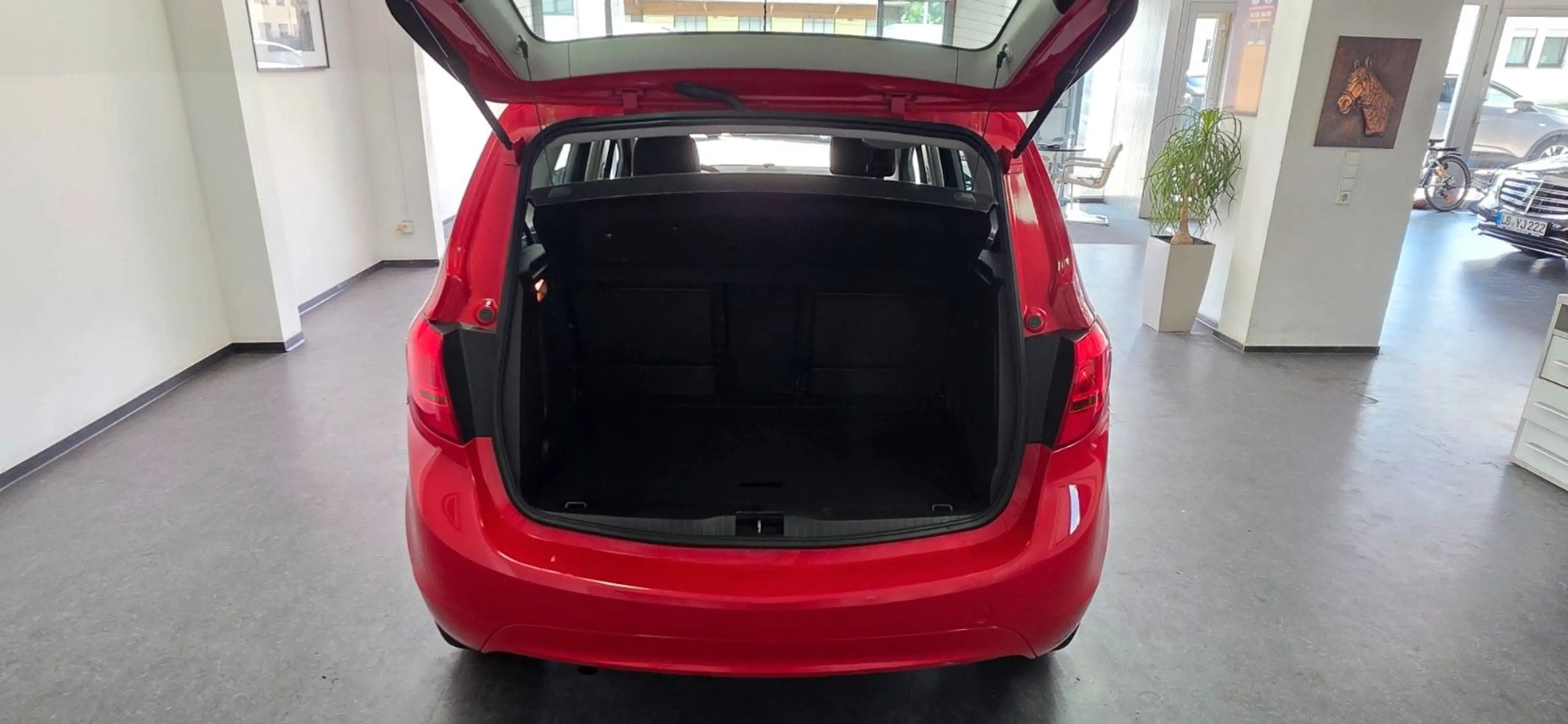 Opel Meriva 1.4 Klima 94.000 km TÜV 07/2028 — photo 8
