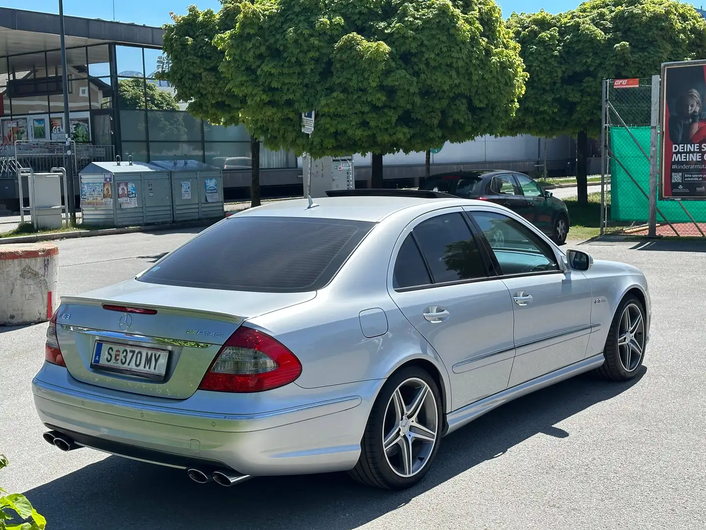 Mercedes-Benz E 63 AMG E 63 AMG Aut. AMG Silber - 2