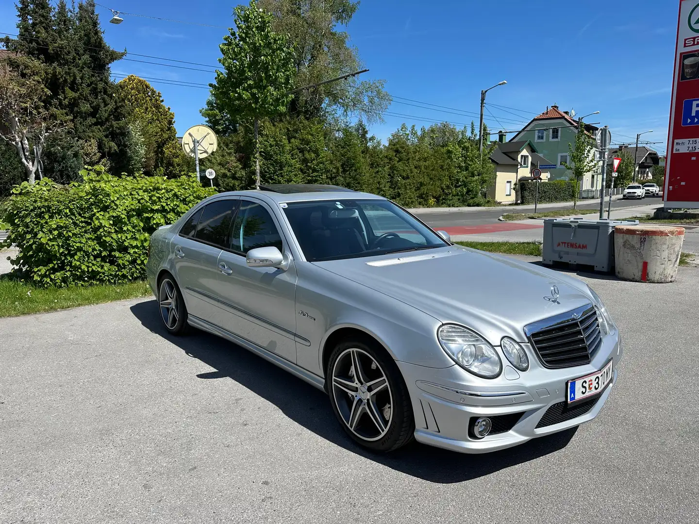 Mercedes-Benz E 63 AMG E 63 AMG Aut. AMG Silber - 1