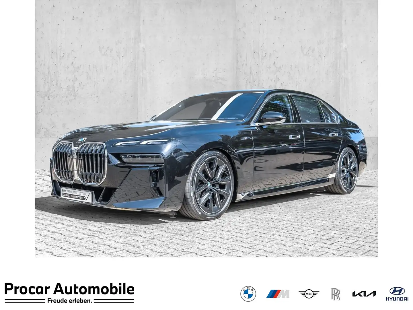 BMW 740 d xDrive M Sport HUD PANO ACC 360°KAM RFK TV Schwarz - 1