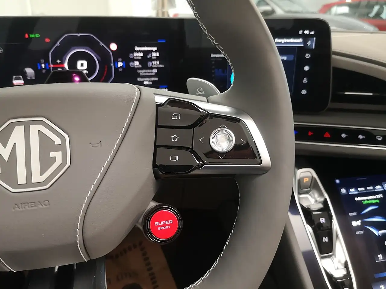 MG Cyberster 77kWh GT *Vorführfahrzeug* 13