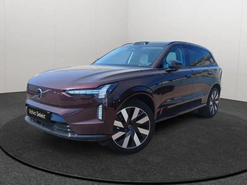 VOLVO Ex90