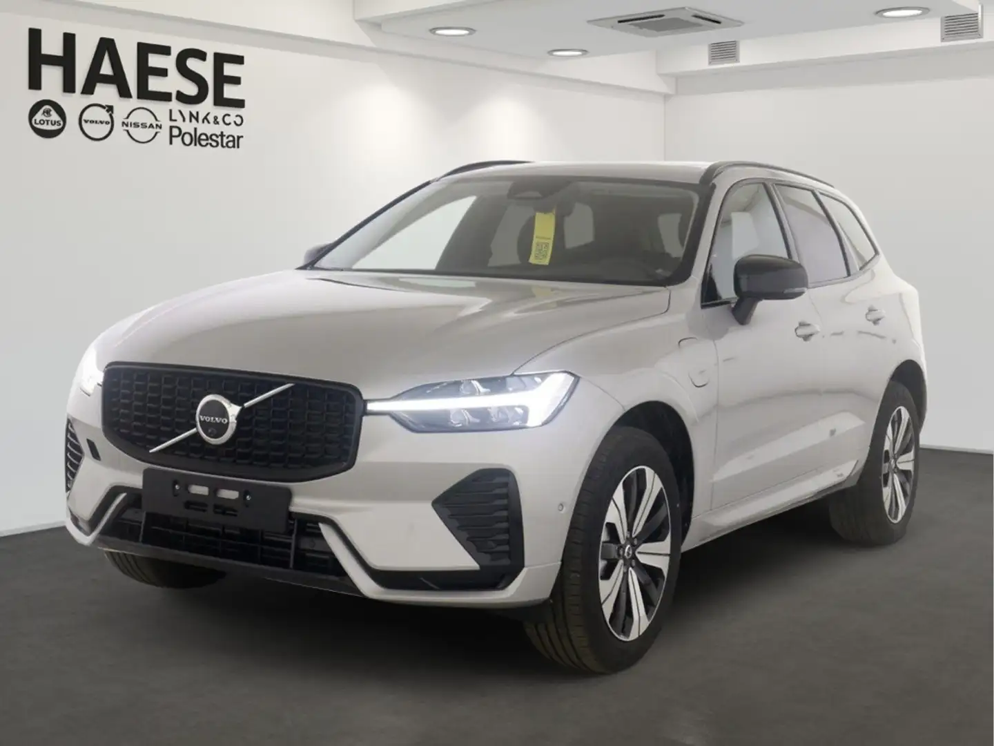 Volvo XC60 Plus Dark Plug-In Hybrid AWD T6 Twin Engine EU6e H Argent - 1