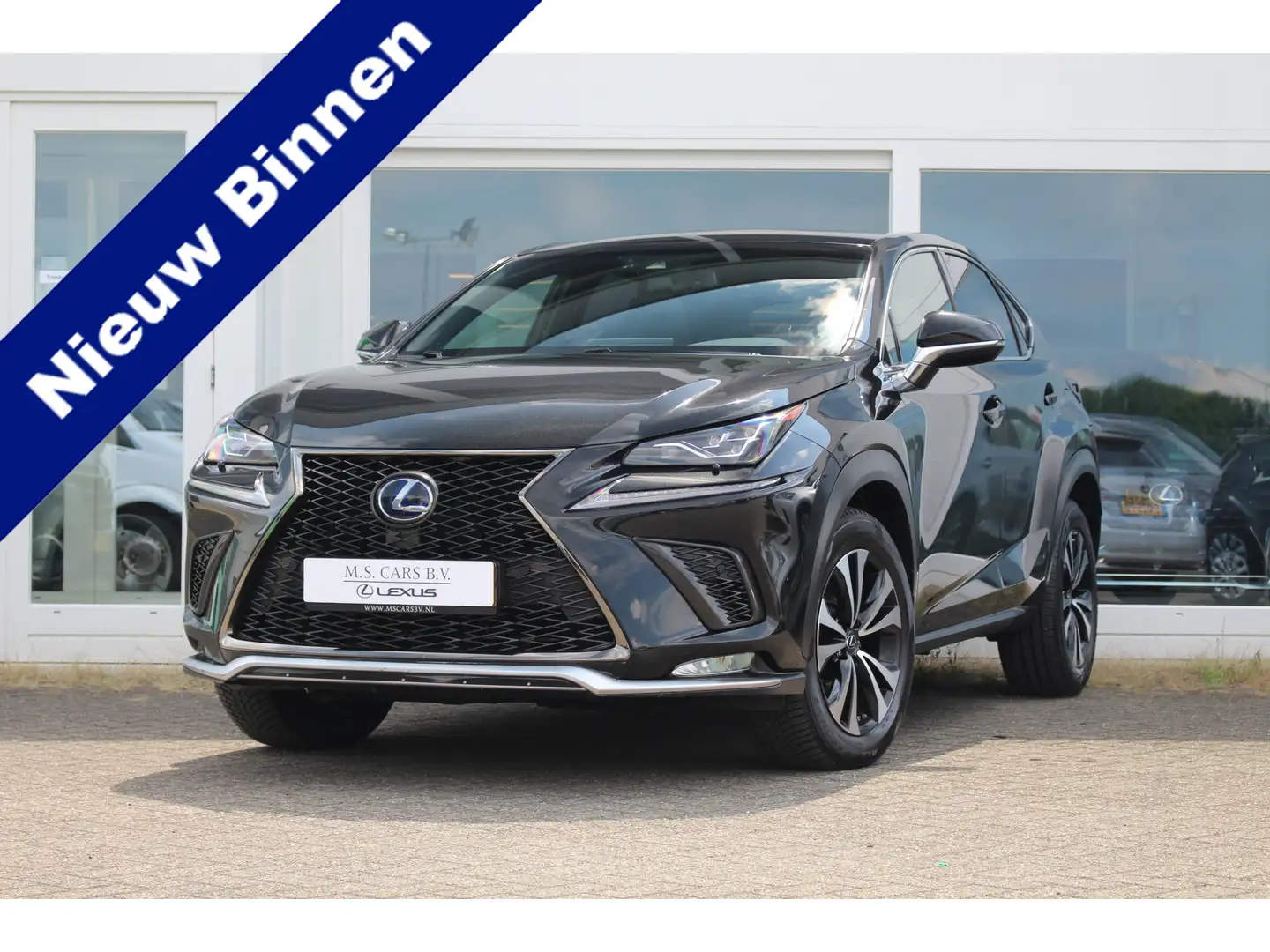 Lexus NX 300h Hybride AWD F-SPORT I Panoramadak I Applecarplay Zwart - 1