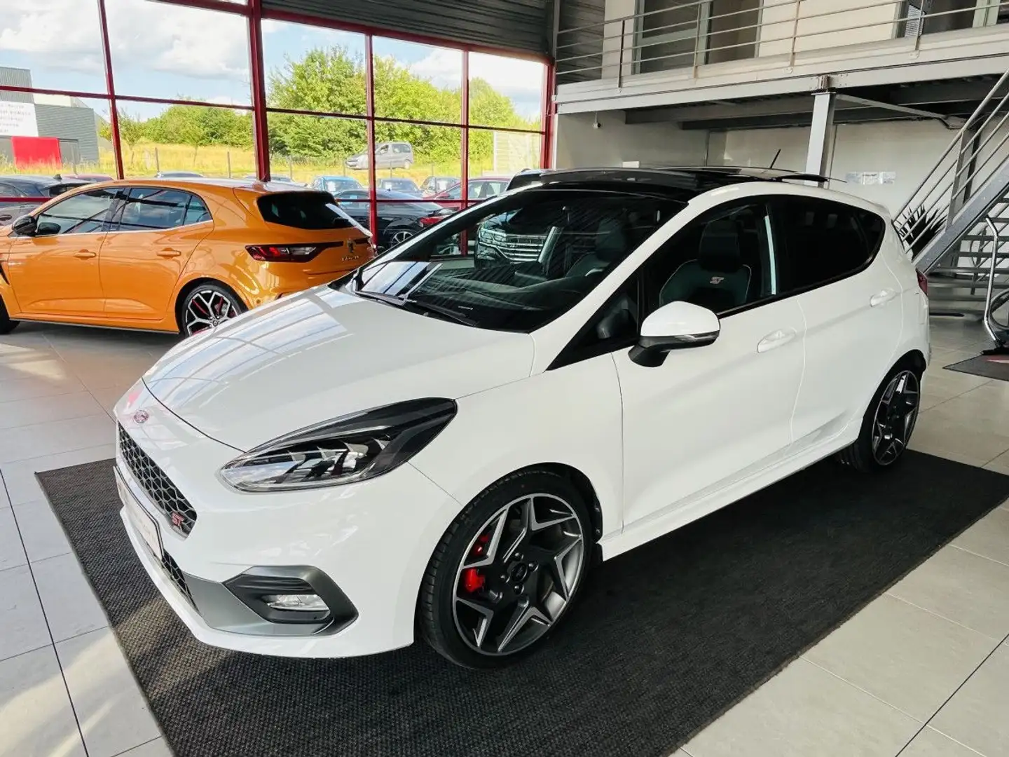 Ford Fiesta ST 1,5 200 TOIT PANORAMIQUE GPS KEYLESS APPLE CARP Biały - 1