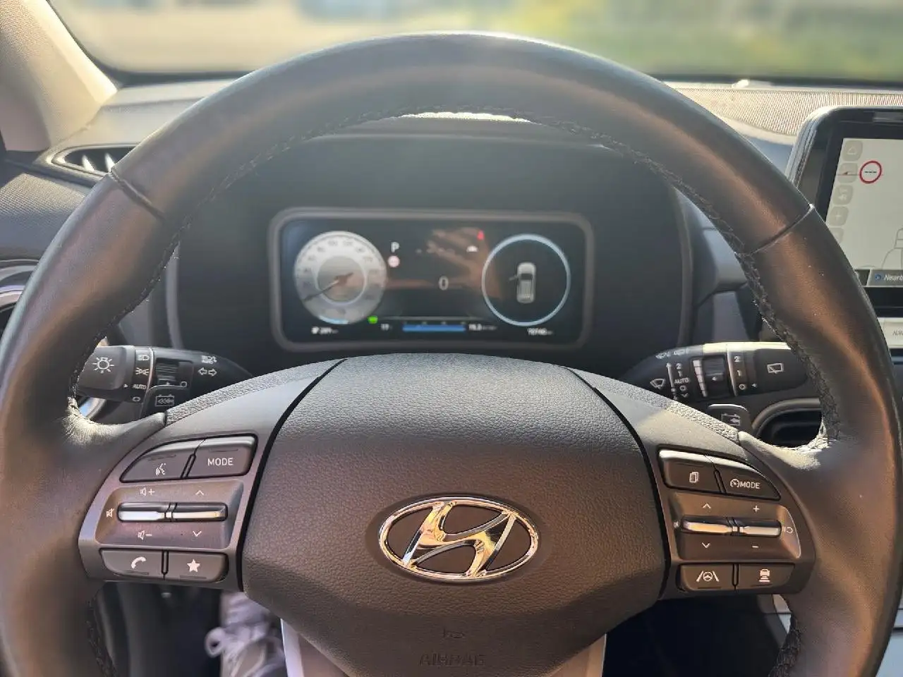Hyundai Kona Elektro 64kWh 204PS Trend *TOPZUSTAND*, миниатюра 8