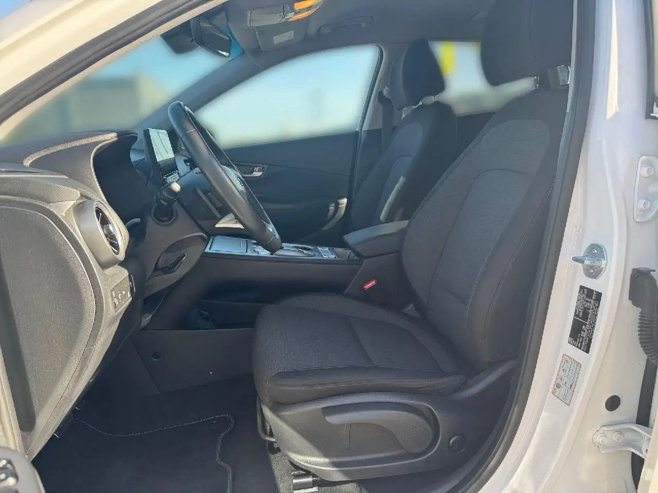 Hyundai Kona Elektro 64kWh 204PS Trend *TOPZUSTAND*, миниатюра 7