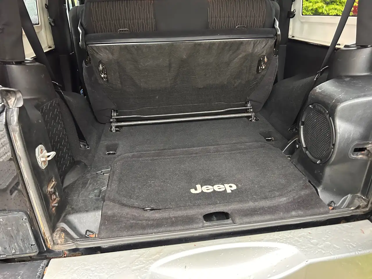 Jeep Wrangler photo Jeep Wrangler