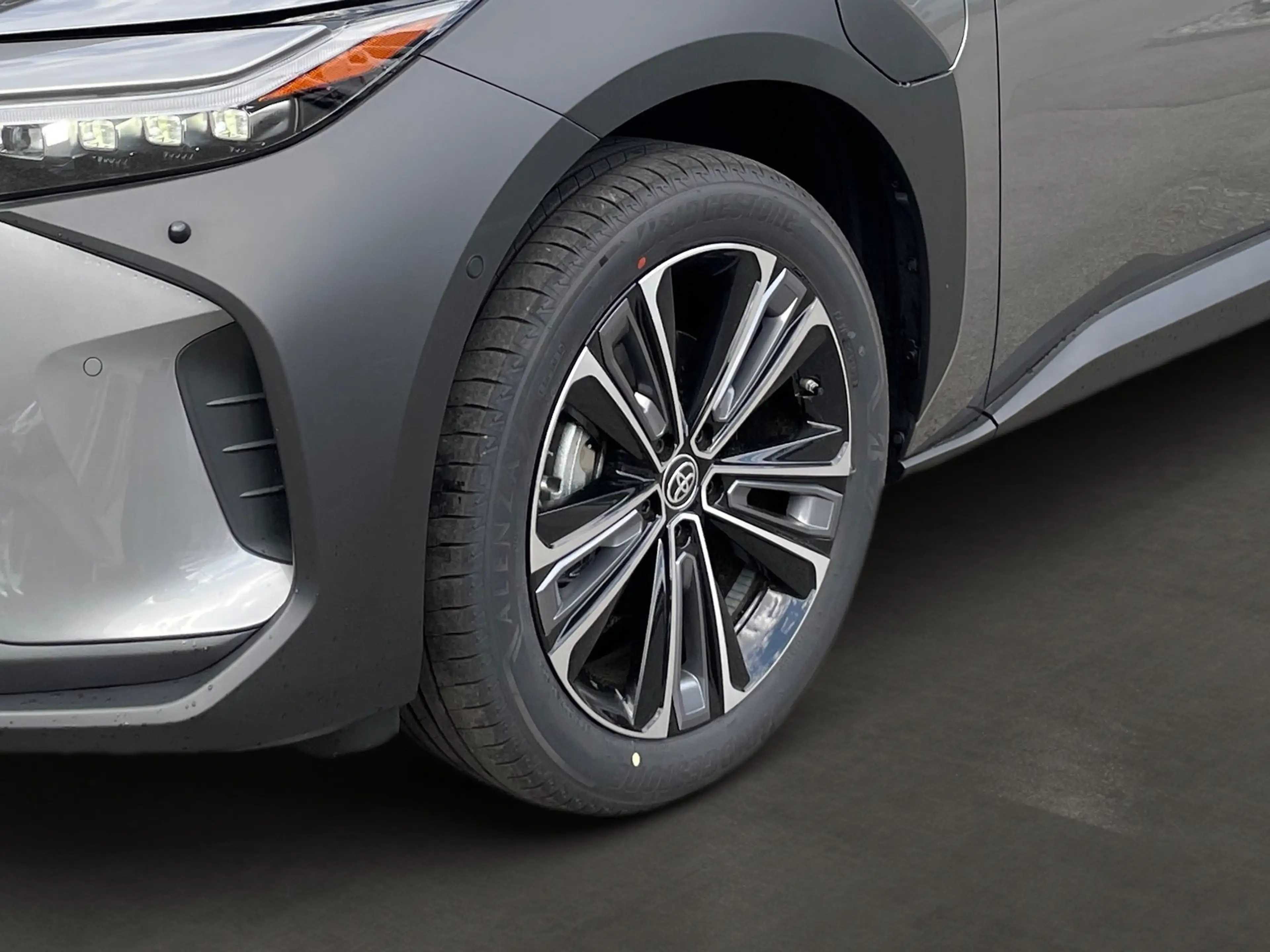 Toyota bZ4X 3 phasig AWD + EXE+STYLE+COMFORT — photo 9