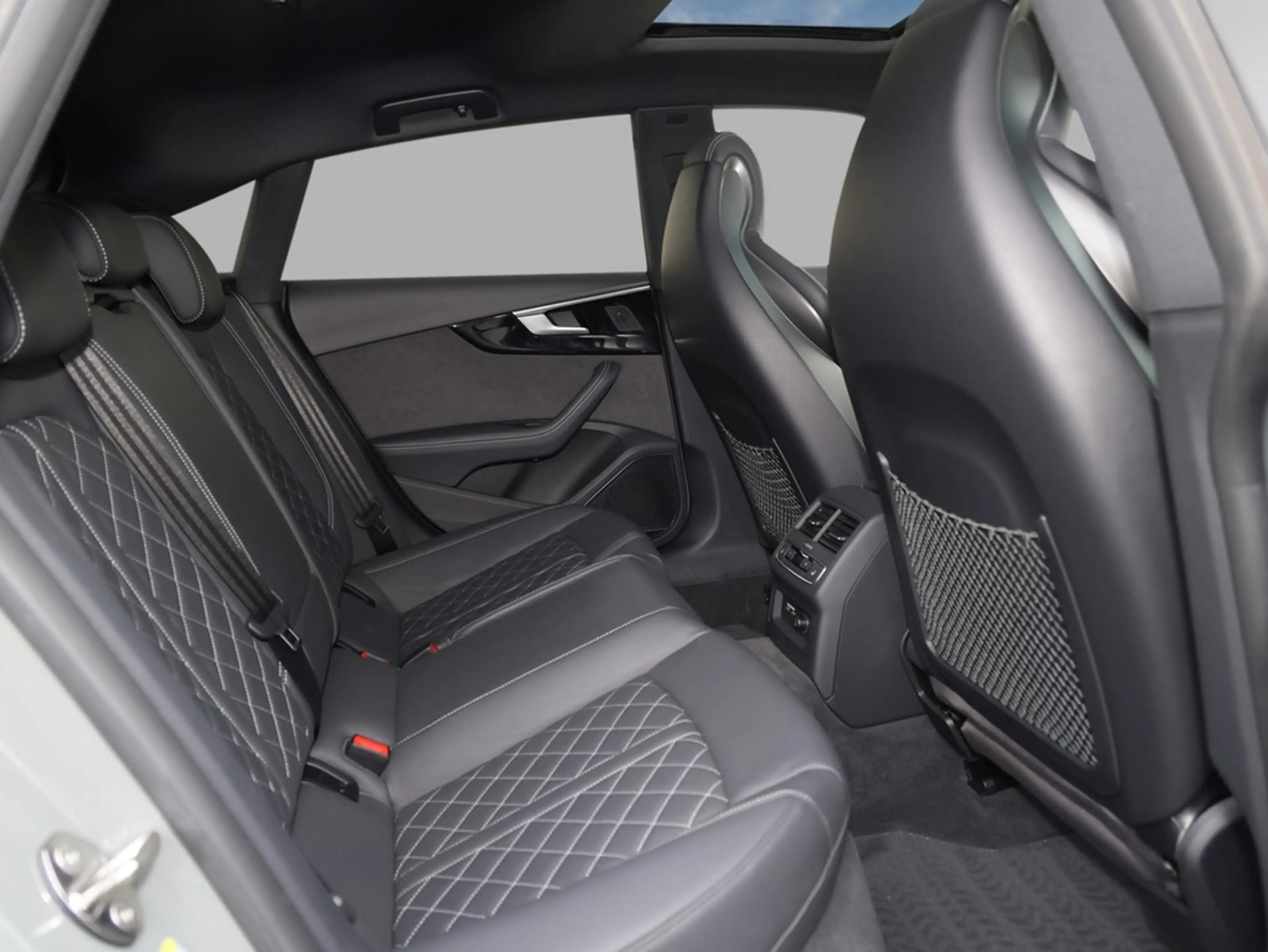 Audi S5 Sportback TDI quattro tiptronic — photo 14