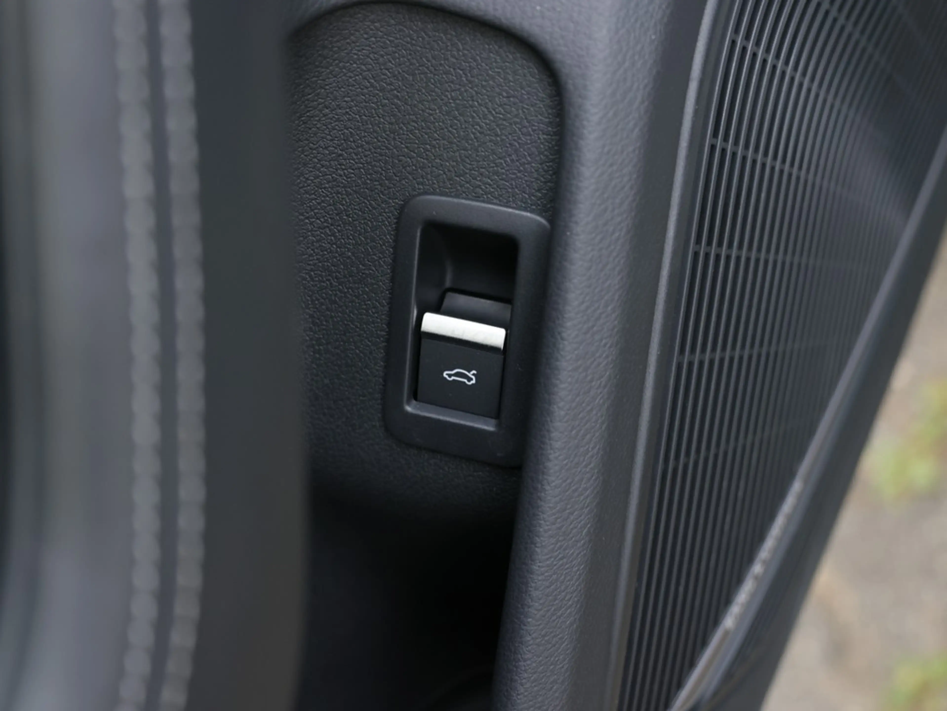 Audi S5 Sportback TDI quattro tiptronic — photo 9