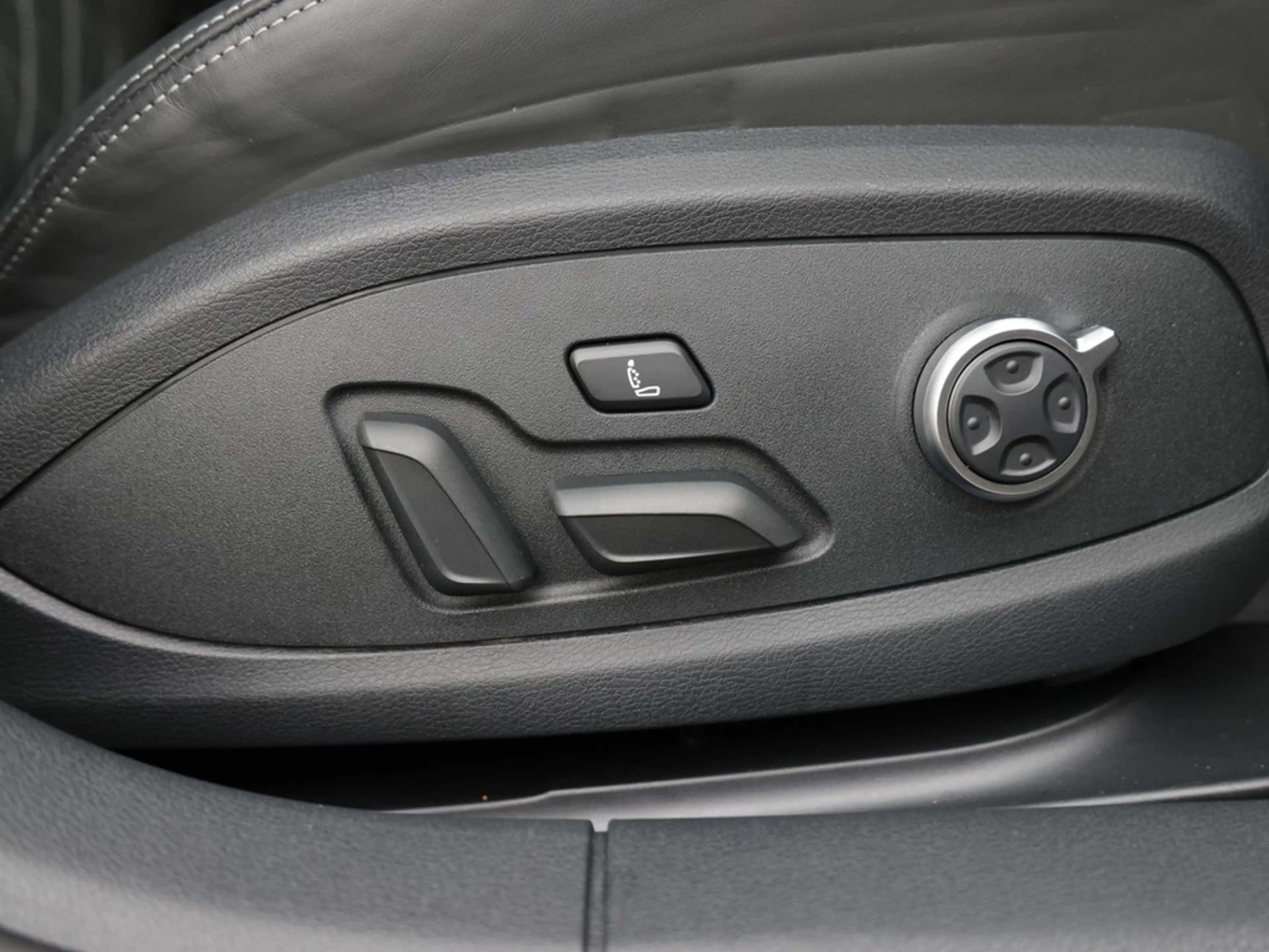 Audi S5 Sportback TDI quattro tiptronic — photo 11