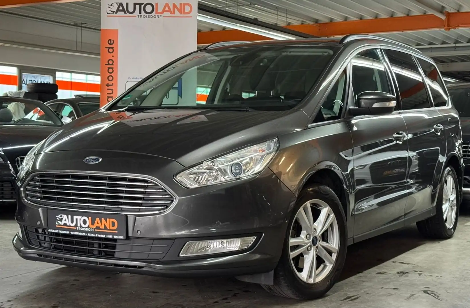 Ford Galaxy Business*NUR 98TKM*7 SITZER*NAVI*R.KAMERA Grau - 2