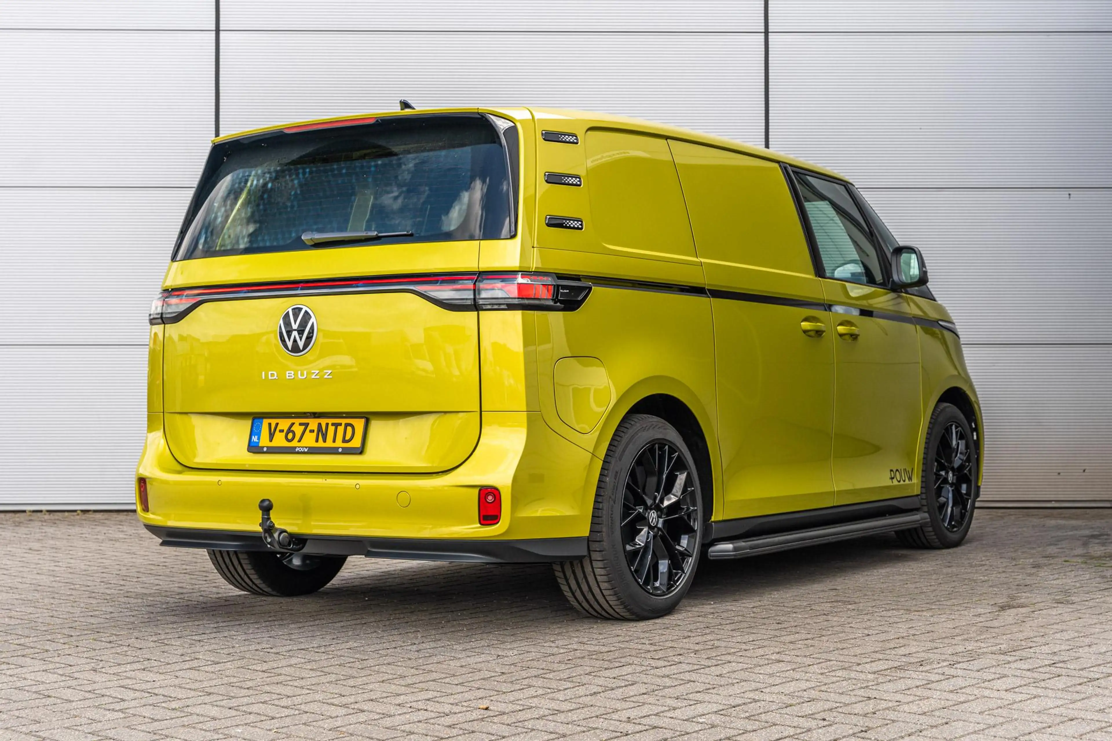 Volkswagen ID. Buzz Cargo 286pk Bulli Edition 79 kWh | 20" Velgen | Sidestep — photo 2