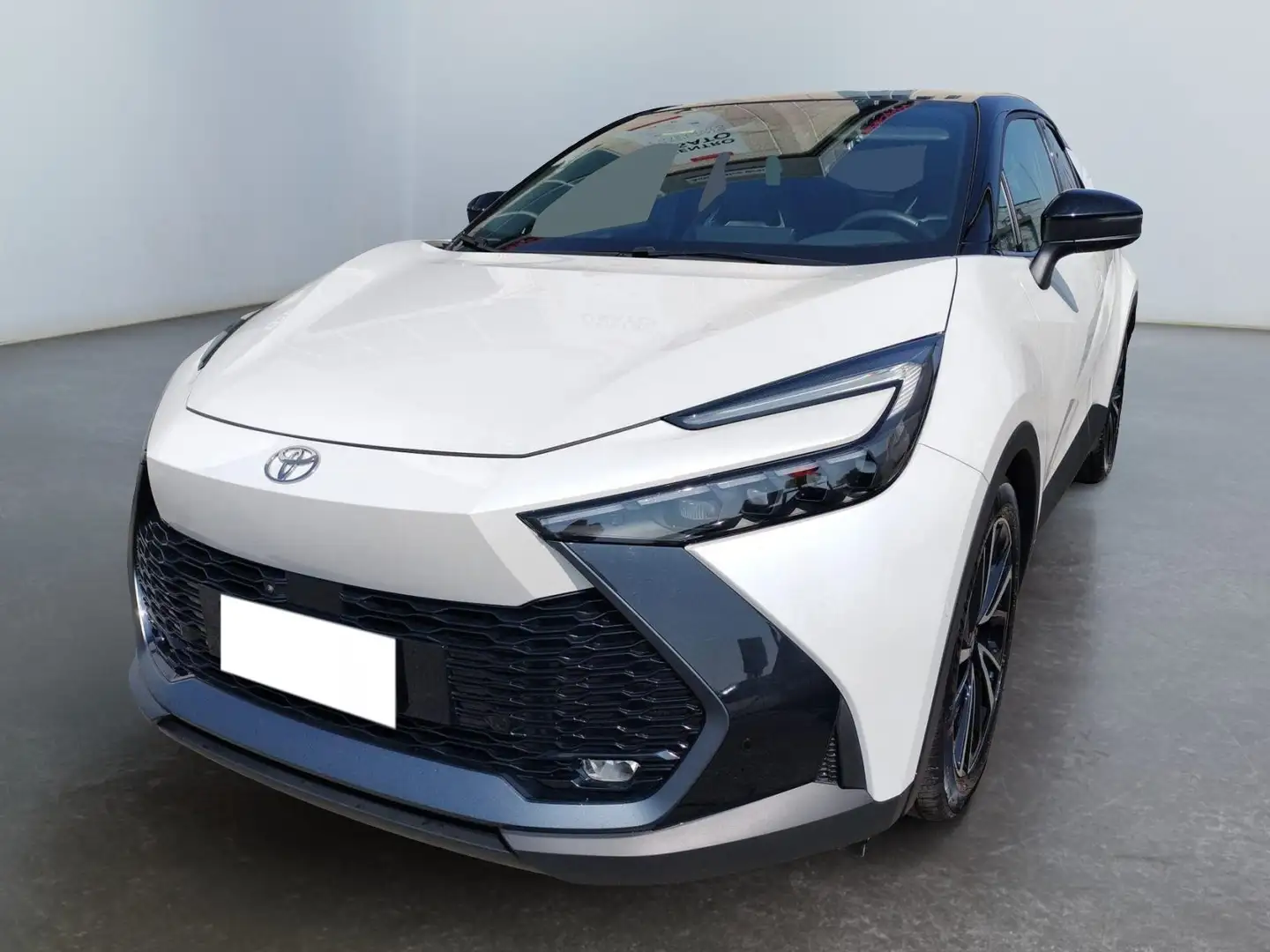 Toyota C-HR 1.8 HV Lounge - 1