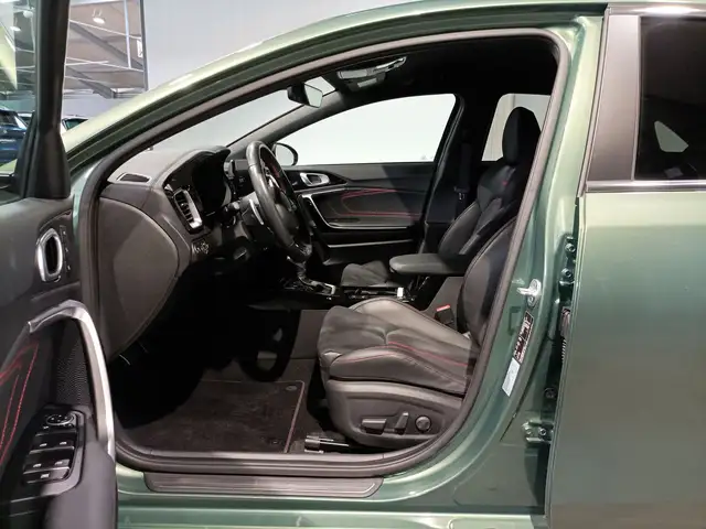Kia Ceed view 8