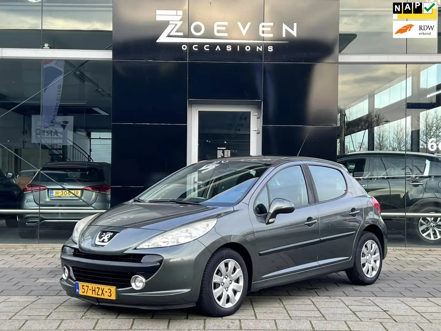 Peugeot 207 1.4 16V VTi Look 5DR 2009 Groen Nieuwe Distr.Ketti Šedá - 1